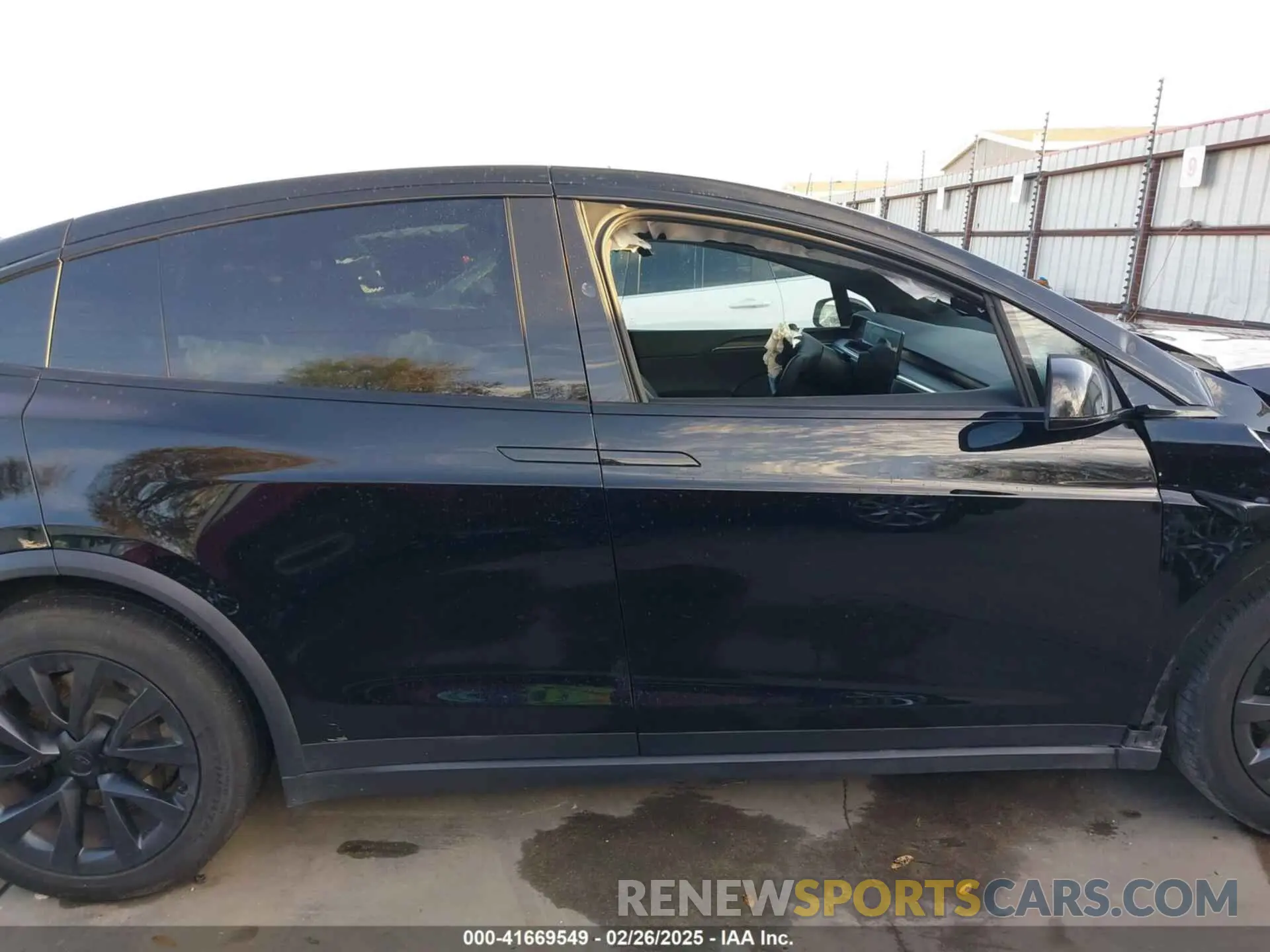 13 Photograph of a damaged car 7SAXCDE55PF387015 TESLA MODEL X 2023