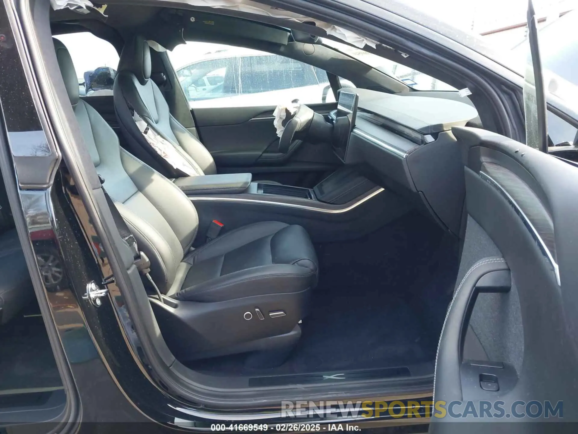 5 Photograph of a damaged car 7SAXCDE55PF387015 TESLA MODEL X 2023