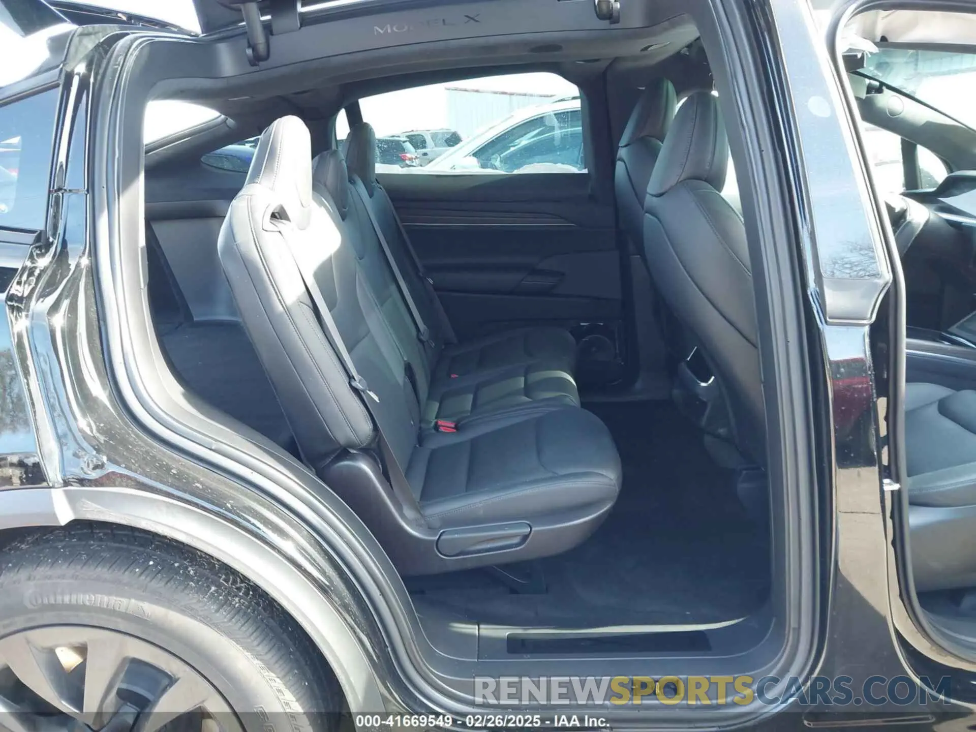 8 Photograph of a damaged car 7SAXCDE55PF387015 TESLA MODEL X 2023