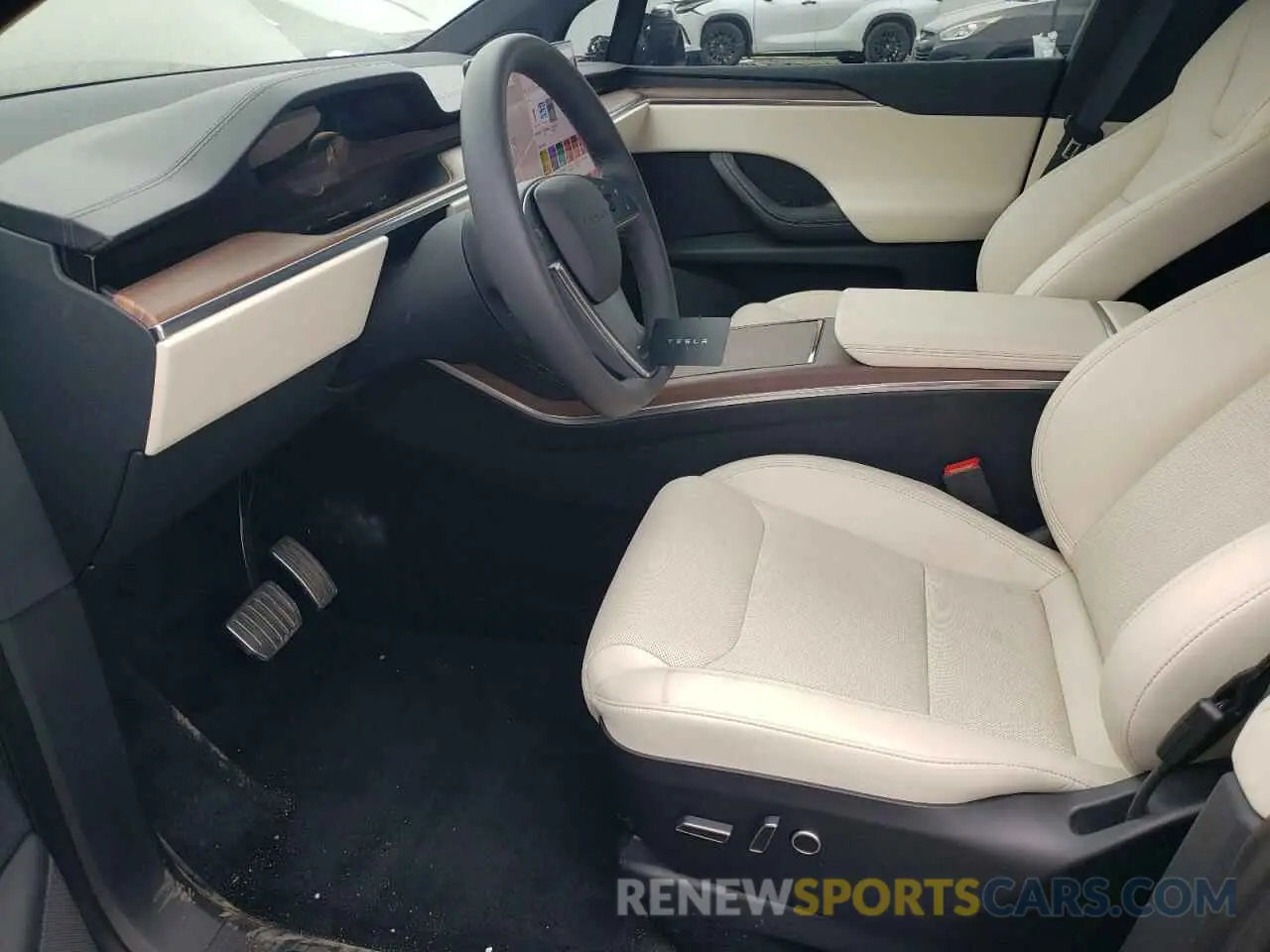 7 Photograph of a damaged car 7SAXCDE55PF430185 TESLA MODEL X 2023
