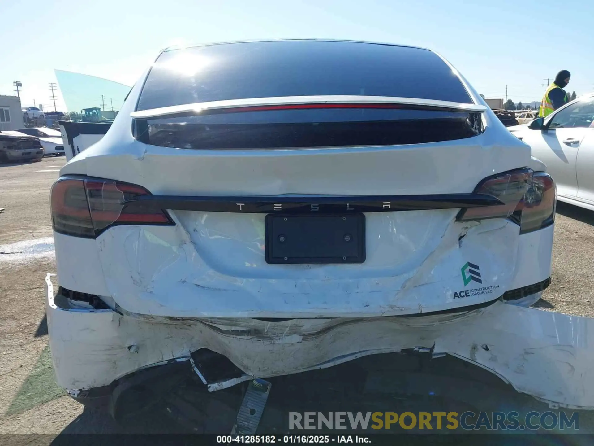 6 Photograph of a damaged car 7SAXCDE58PF411114 TESLA MODEL X 2023