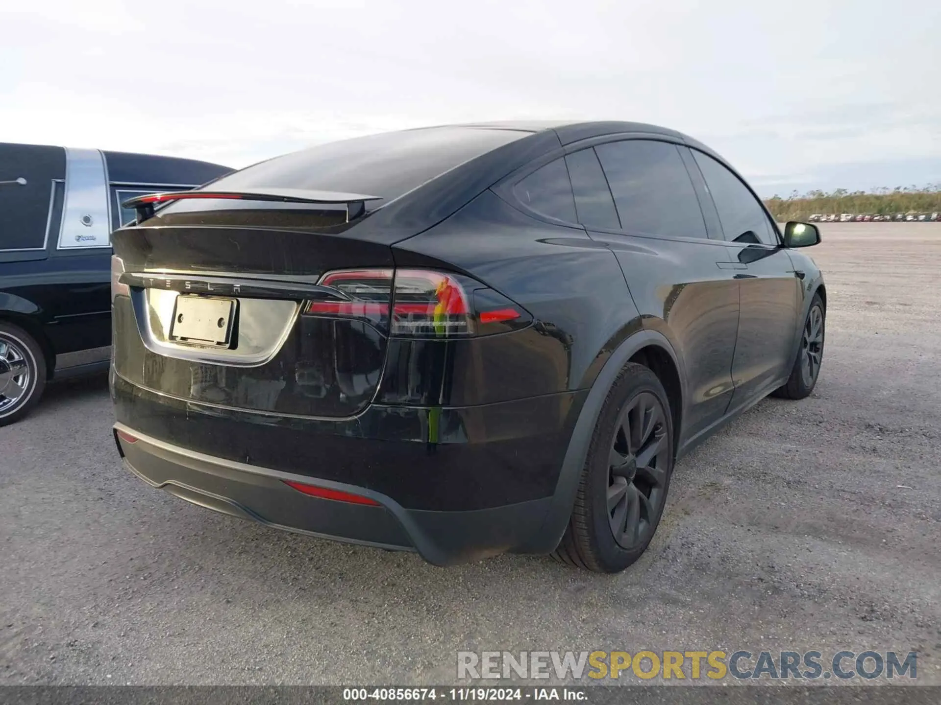 4 Photograph of a damaged car 7SAXCDE58PF429189 TESLA MODEL X 2023