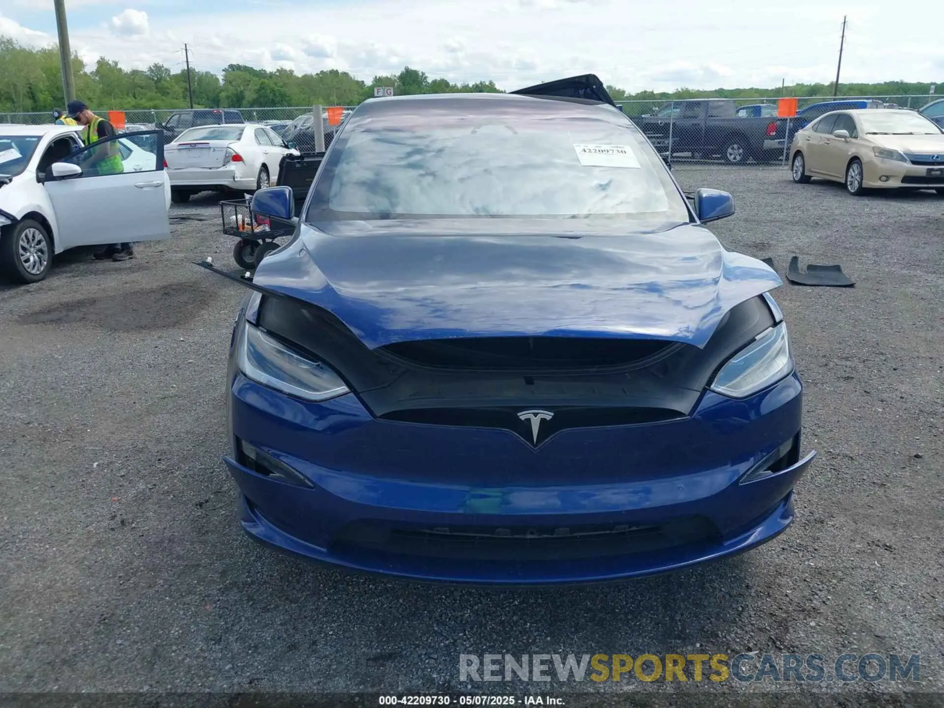 11 Photograph of a damaged car 7SAXCDE59PF413874 TESLA MODEL X 2023