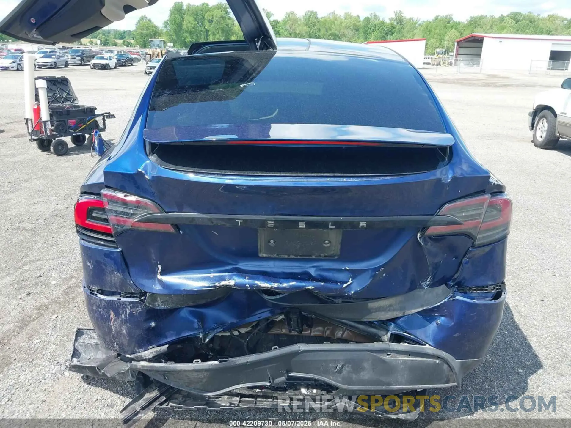 15 Photograph of a damaged car 7SAXCDE59PF413874 TESLA MODEL X 2023