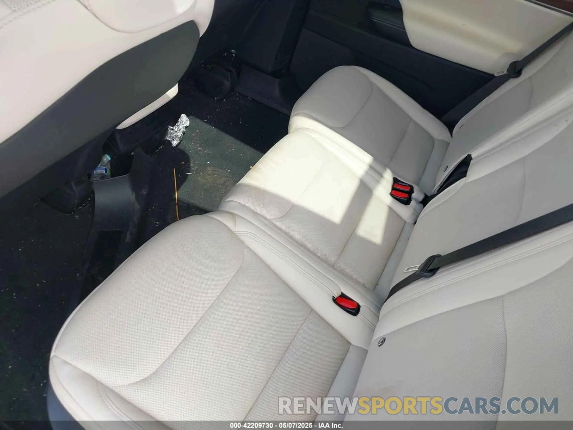 8 Photograph of a damaged car 7SAXCDE59PF413874 TESLA MODEL X 2023