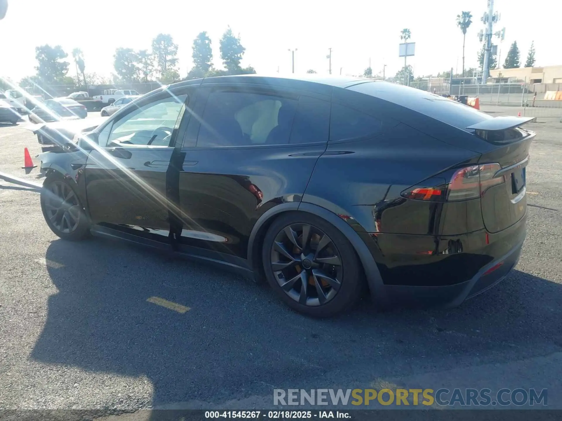 3 Photograph of a damaged car 7SAXCDE59PF430836 TESLA MODEL X 2023