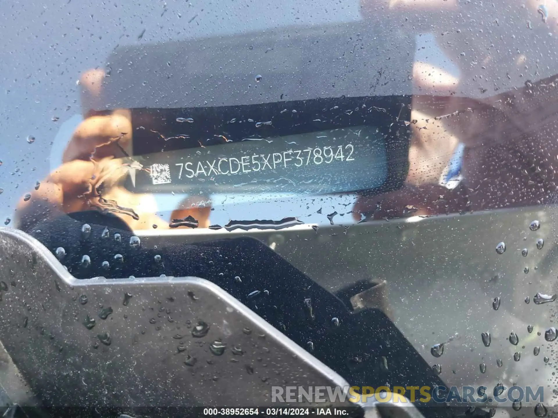 9 Photograph of a damaged car 7SAXCDE5XPF378942 TESLA MODEL X 2023