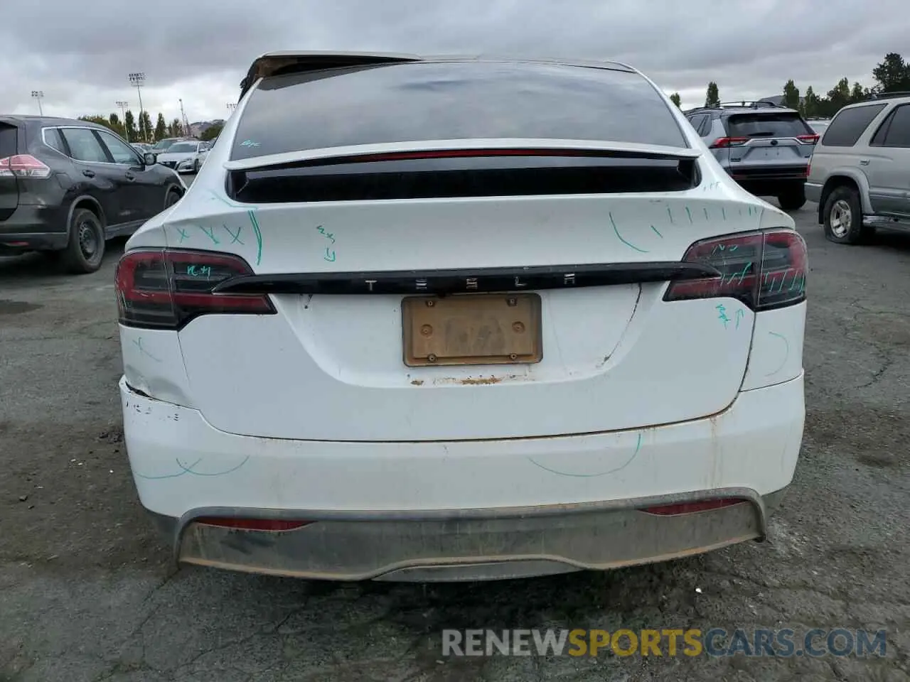 6 Photograph of a damaged car 7SAXCDE5XPF405072 TESLA MODEL X 2023