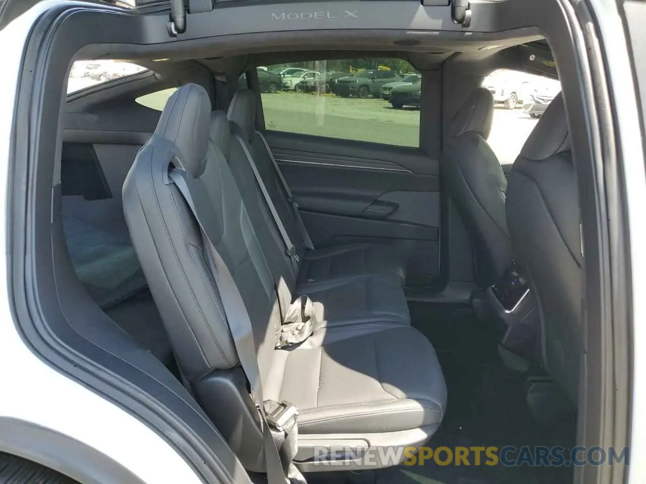 10 Photograph of a damaged car 7SAXCDE5XPF423605 TESLA MODEL X 2023