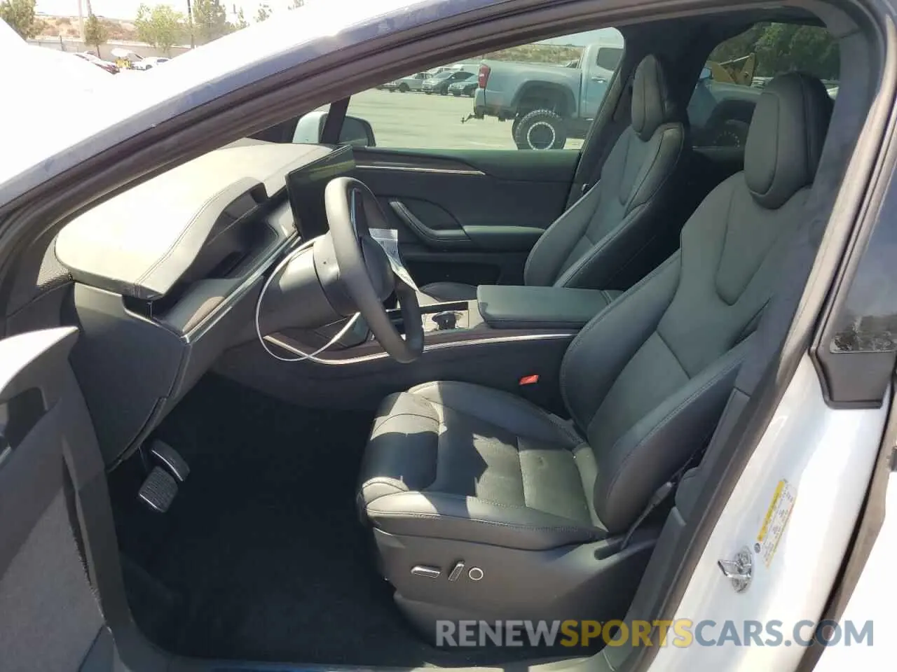 7 Photograph of a damaged car 7SAXCDE5XPF423605 TESLA MODEL X 2023