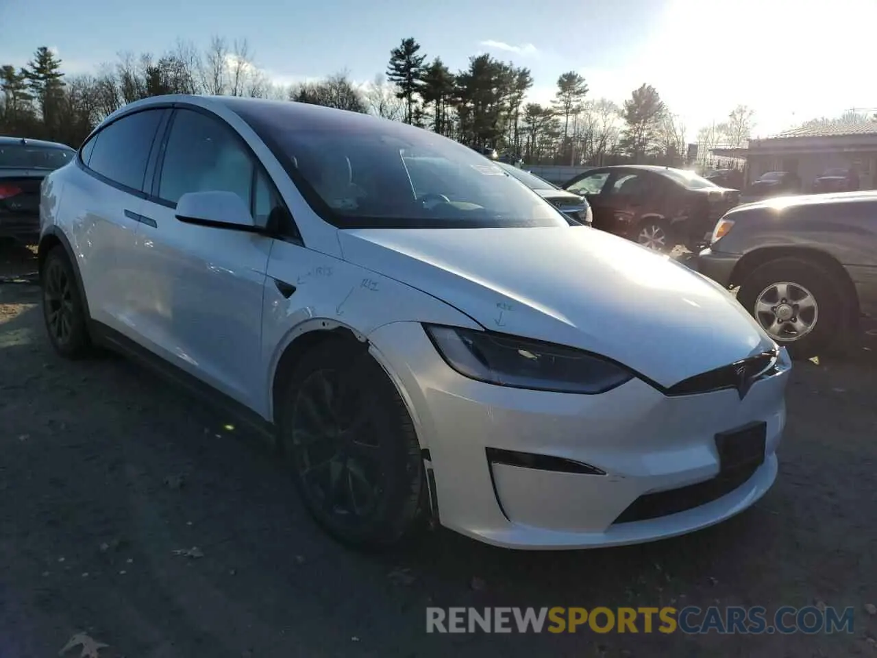 4 Photograph of a damaged car 7SAXCAE53RF442904 TESLA MODEL X 2024