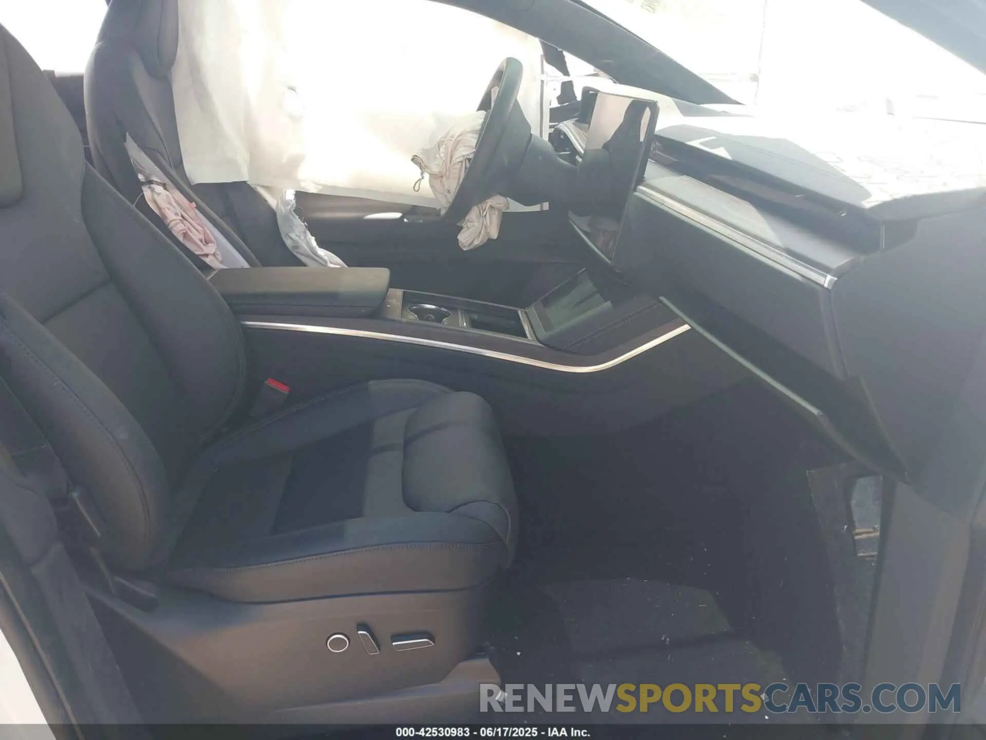 5 Photograph of a damaged car 7SAXCAE54RF449148 TESLA MODEL X 2024