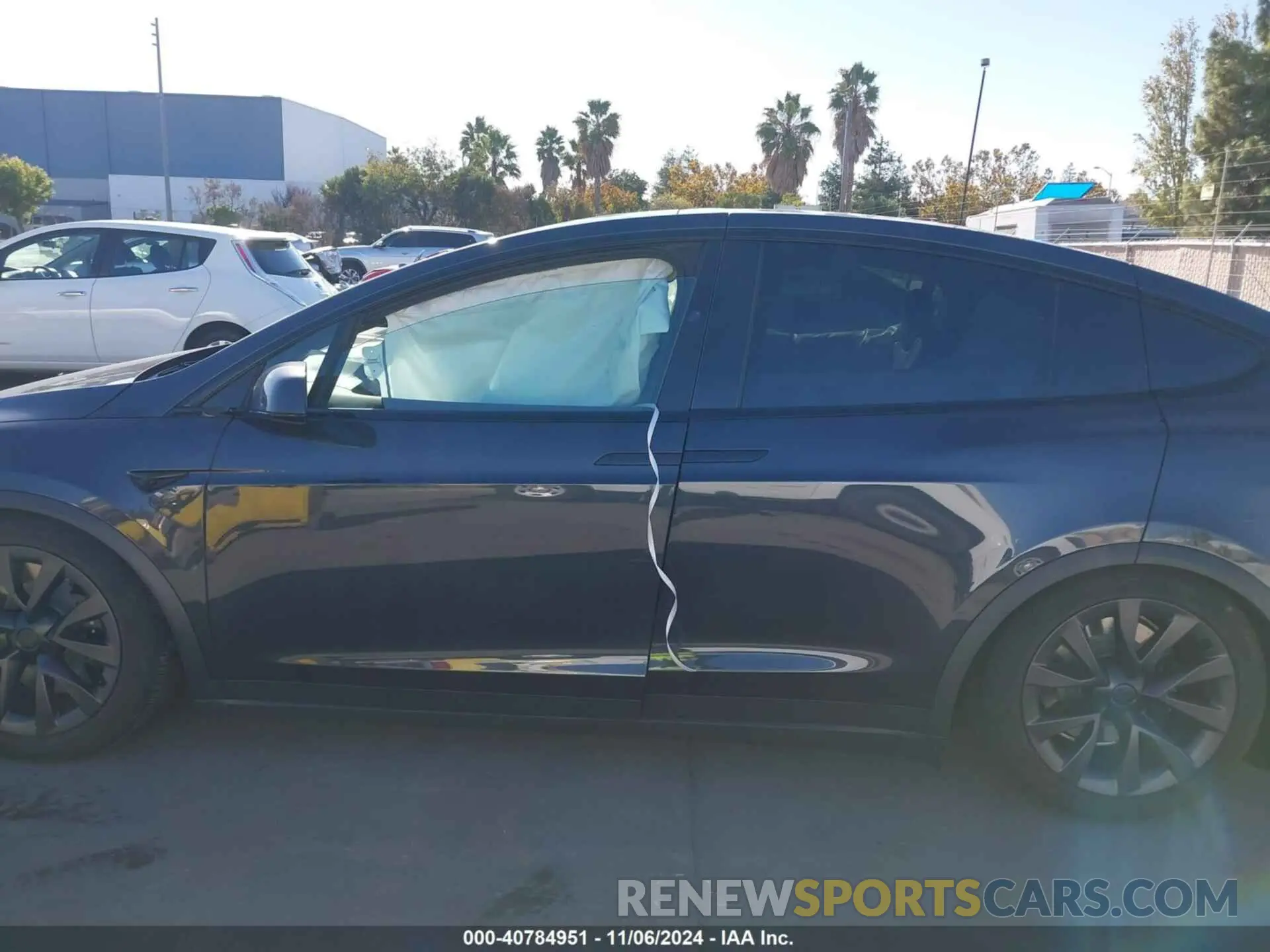 14 Photograph of a damaged car 7SAXCBE51RF457133 TESLA MODEL X 2024