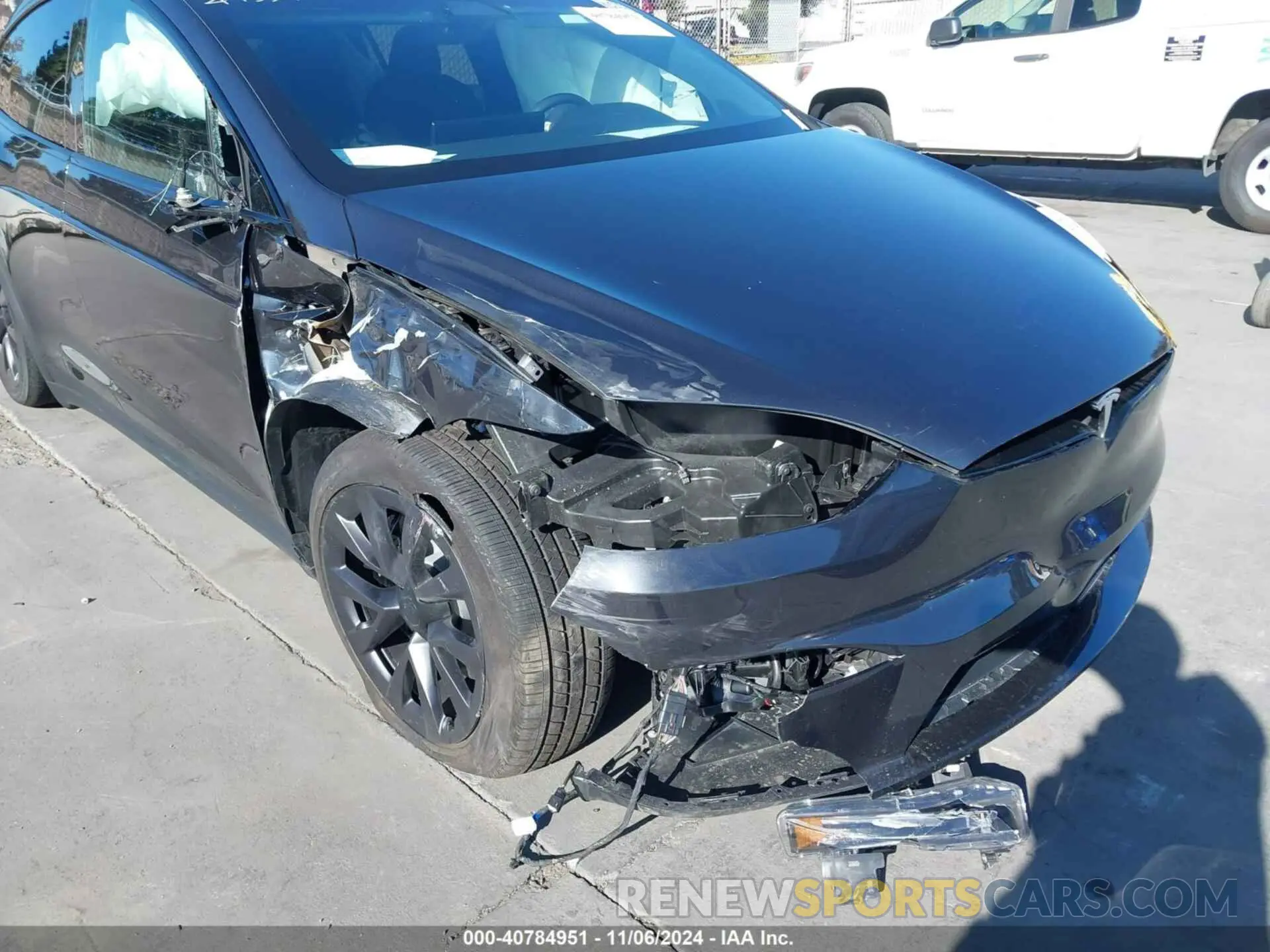 6 Photograph of a damaged car 7SAXCBE51RF457133 TESLA MODEL X 2024