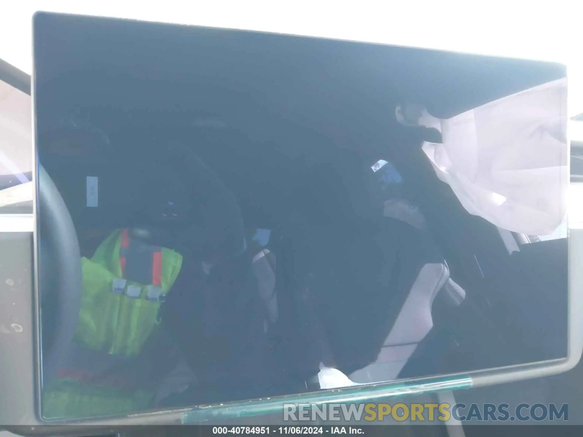 7 Photograph of a damaged car 7SAXCBE51RF457133 TESLA MODEL X 2024