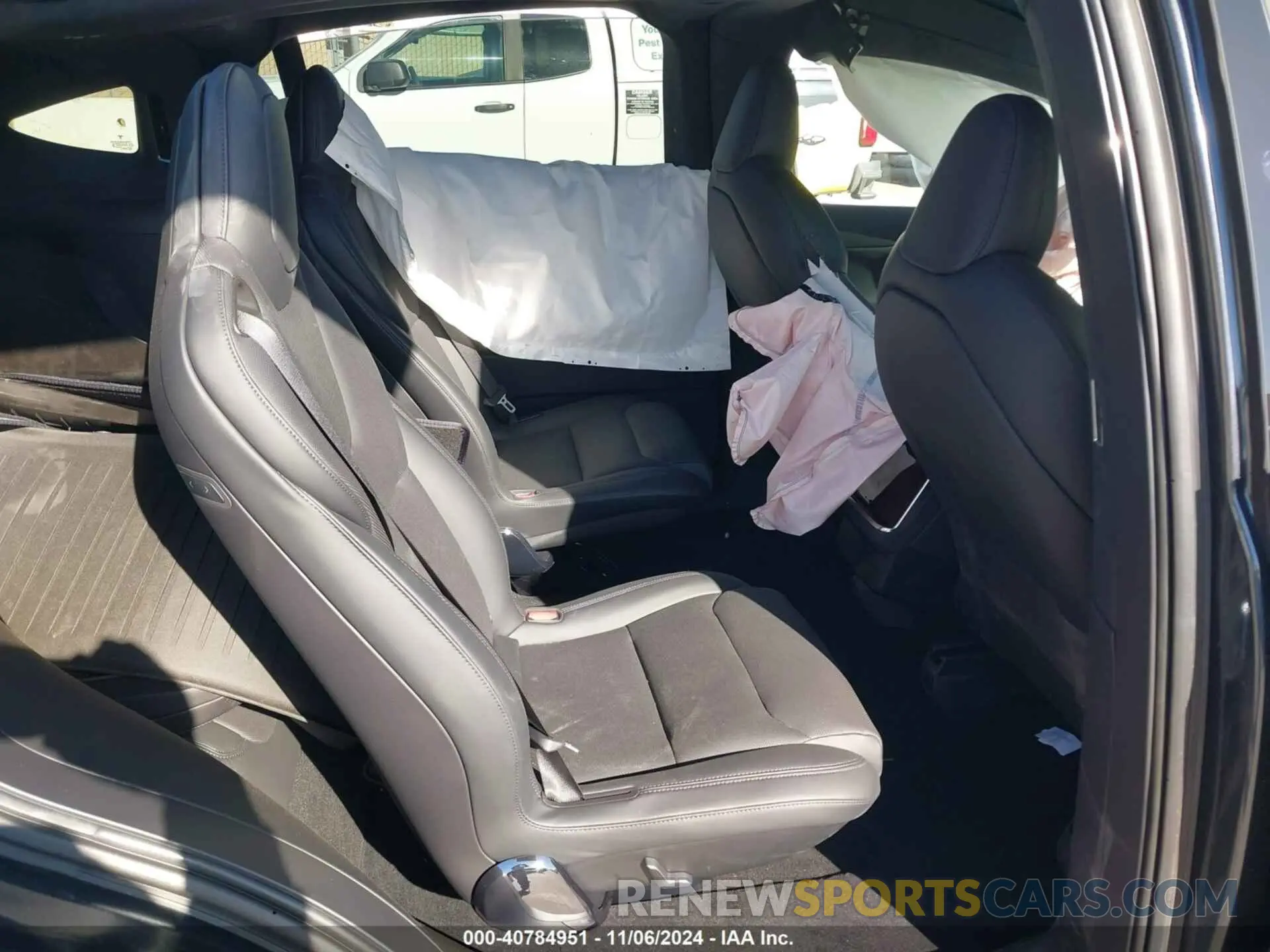 8 Photograph of a damaged car 7SAXCBE51RF457133 TESLA MODEL X 2024