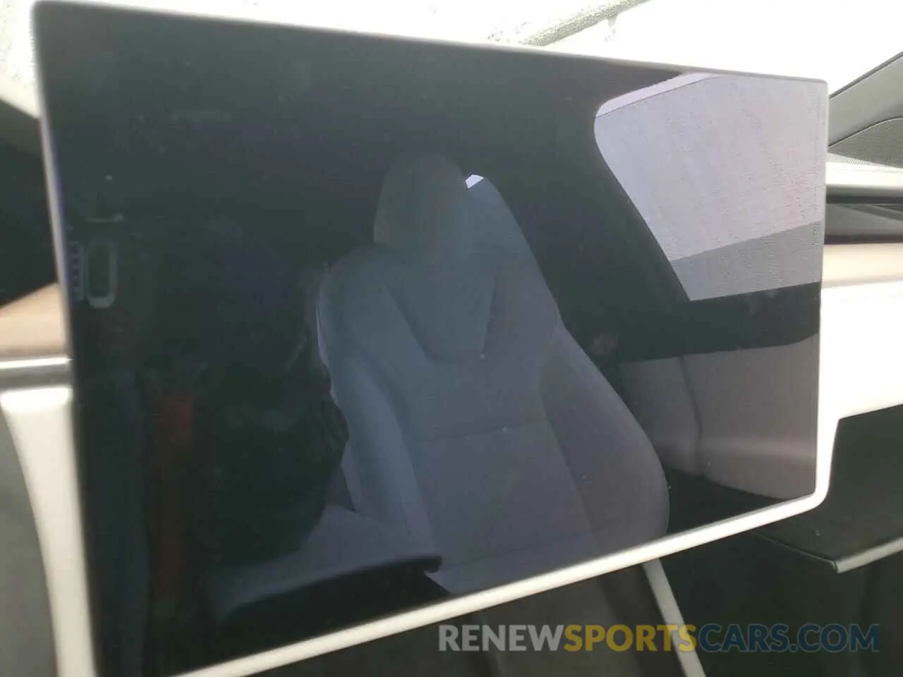 9 Photograph of a damaged car 7SAXCBE52RF442589 TESLA MODEL X 2024
