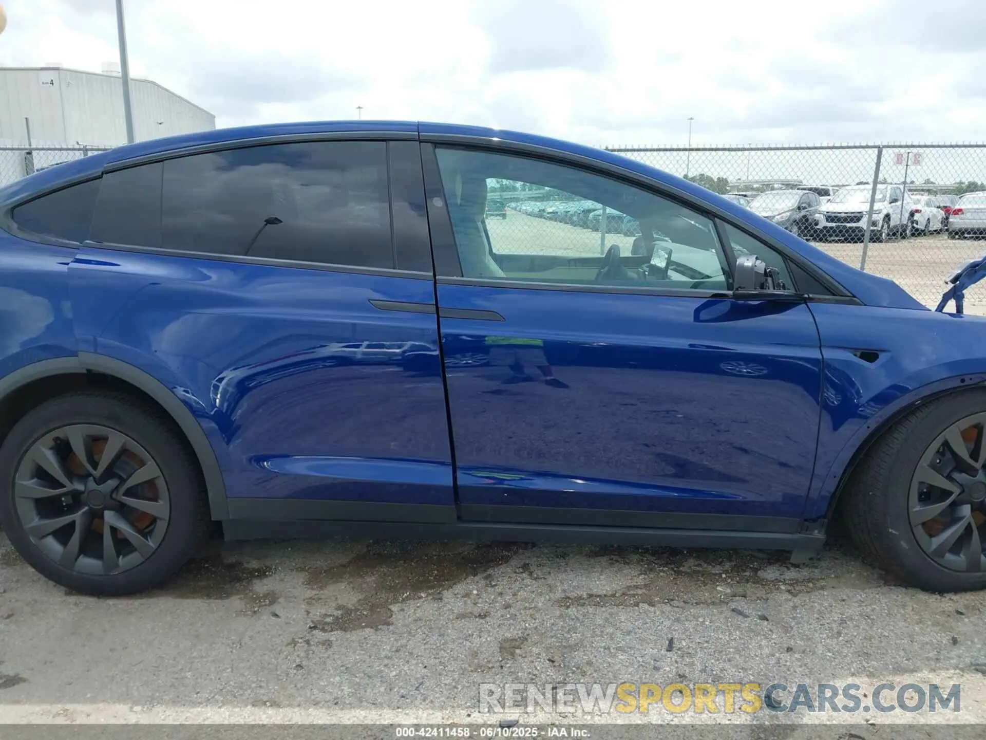 12 Photograph of a damaged car 7SAXCBE52RF456542 TESLA MODEL X 2024