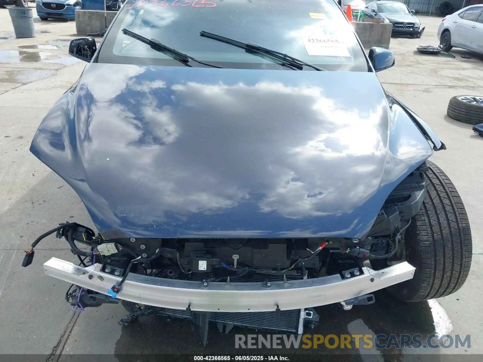 6 Photograph of a damaged car 7SAXCBE53RF459353 TESLA MODEL X 2024