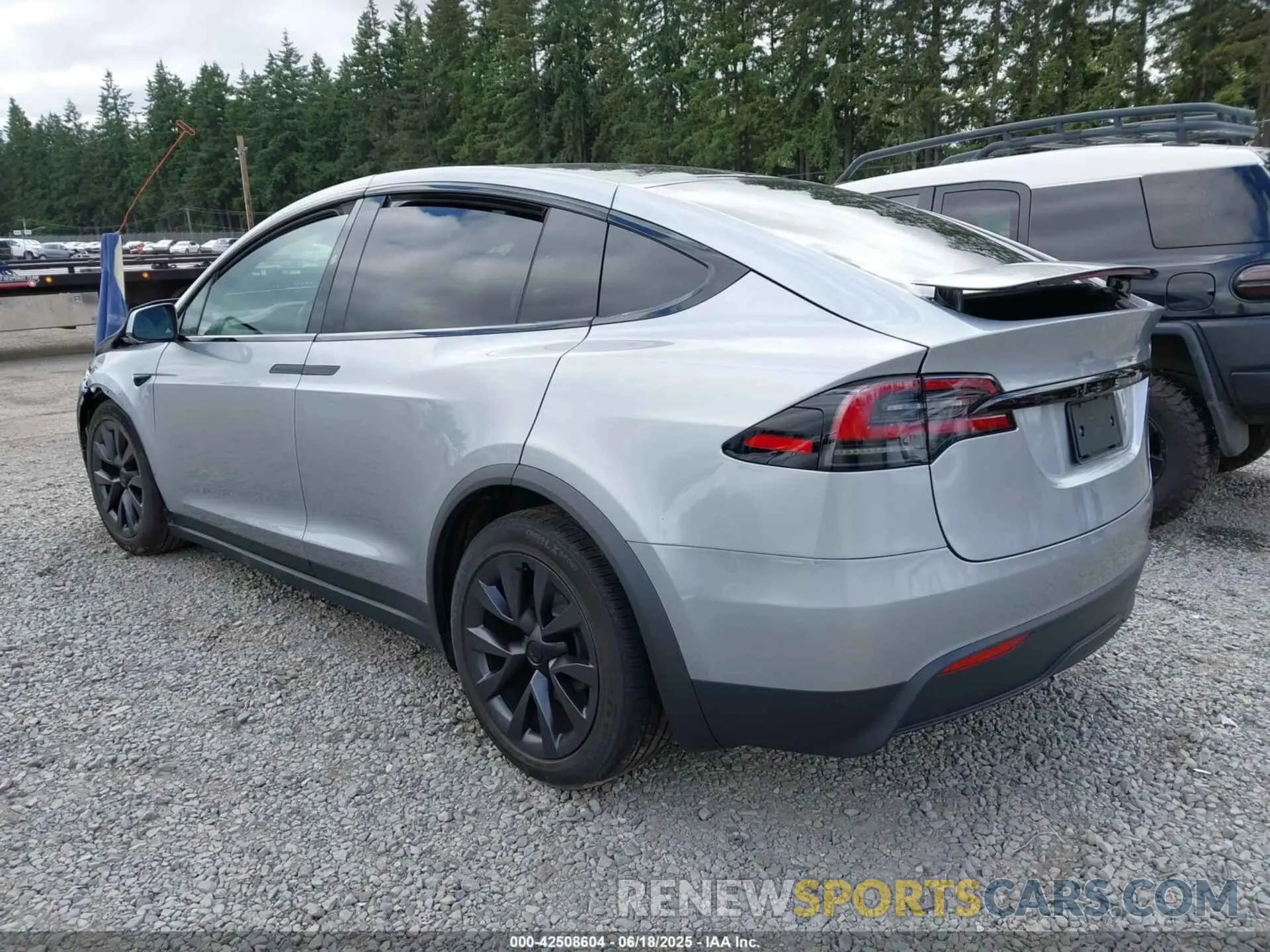 3 Photograph of a damaged car 7SAXCBE55RF460875 TESLA MODEL X 2024