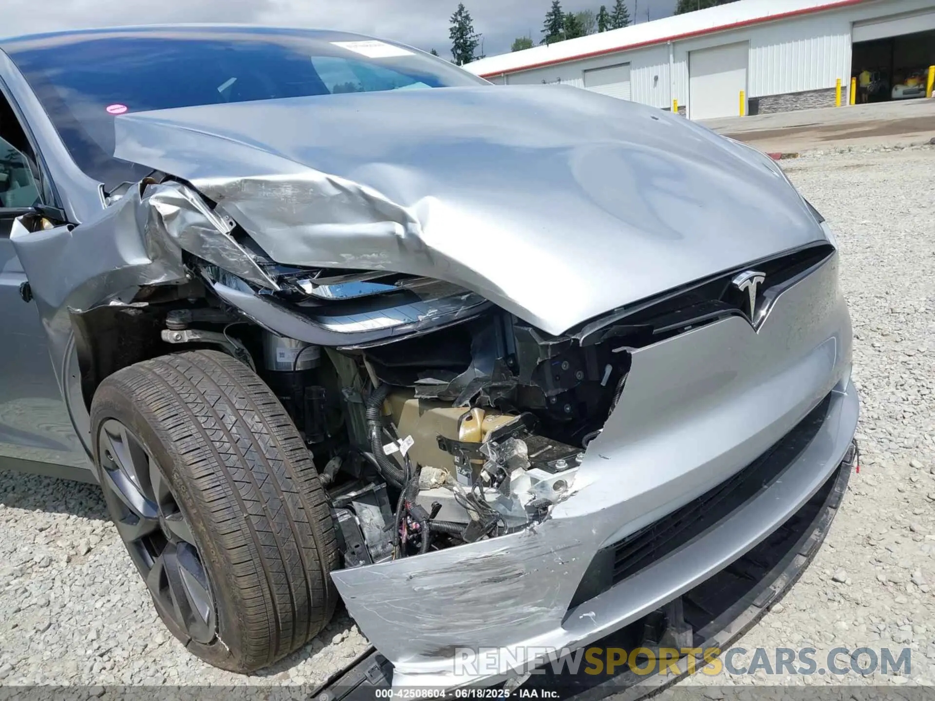 6 Photograph of a damaged car 7SAXCBE55RF460875 TESLA MODEL X 2024