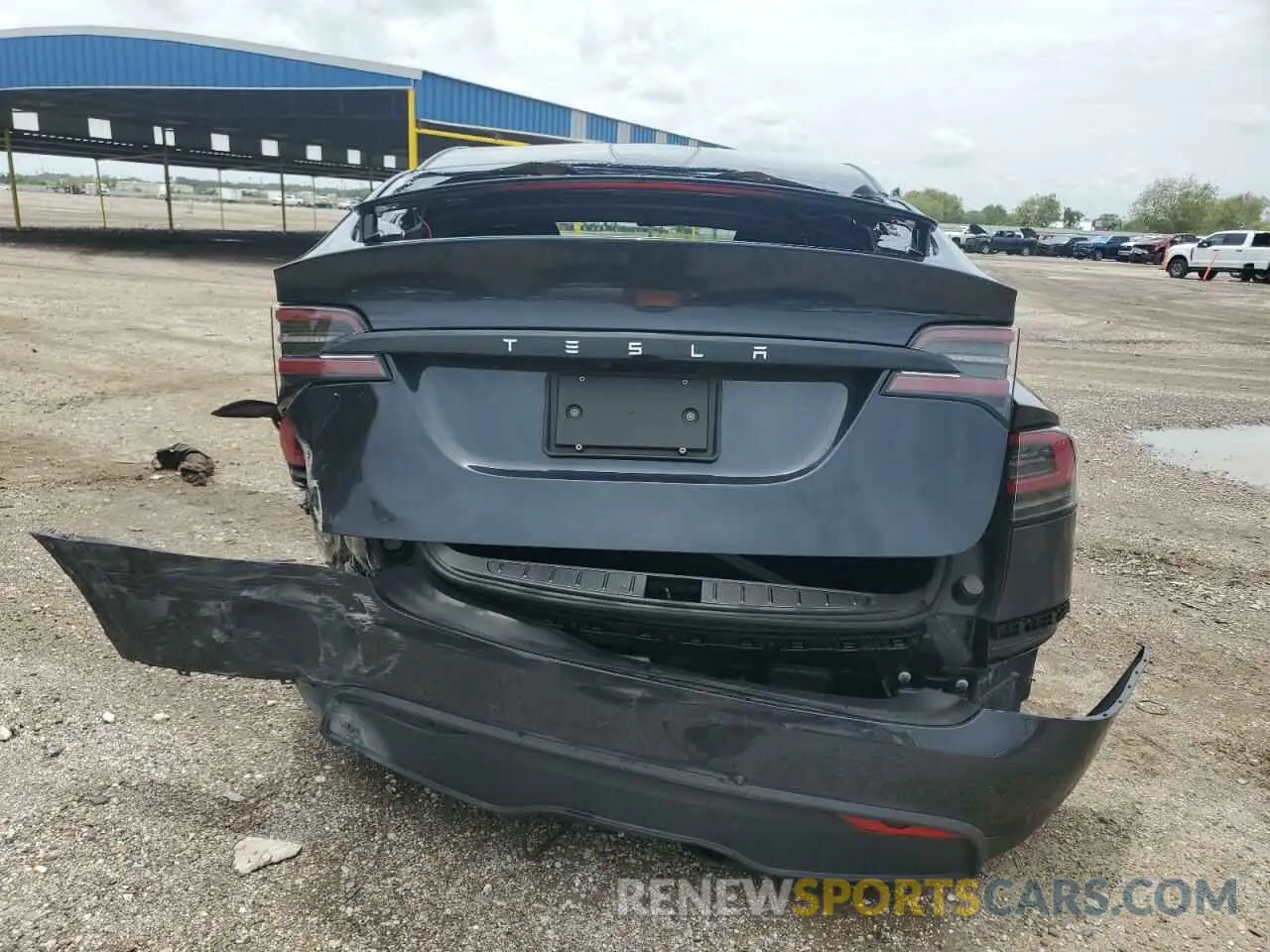 6 Photograph of a damaged car 7SAXCBE58RF441270 TESLA MODEL X 2024