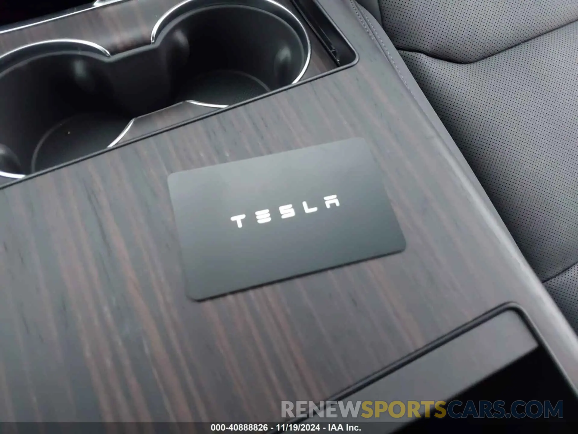 11 Photograph of a damaged car 7SAXCBE58RF459073 TESLA MODEL X 2024