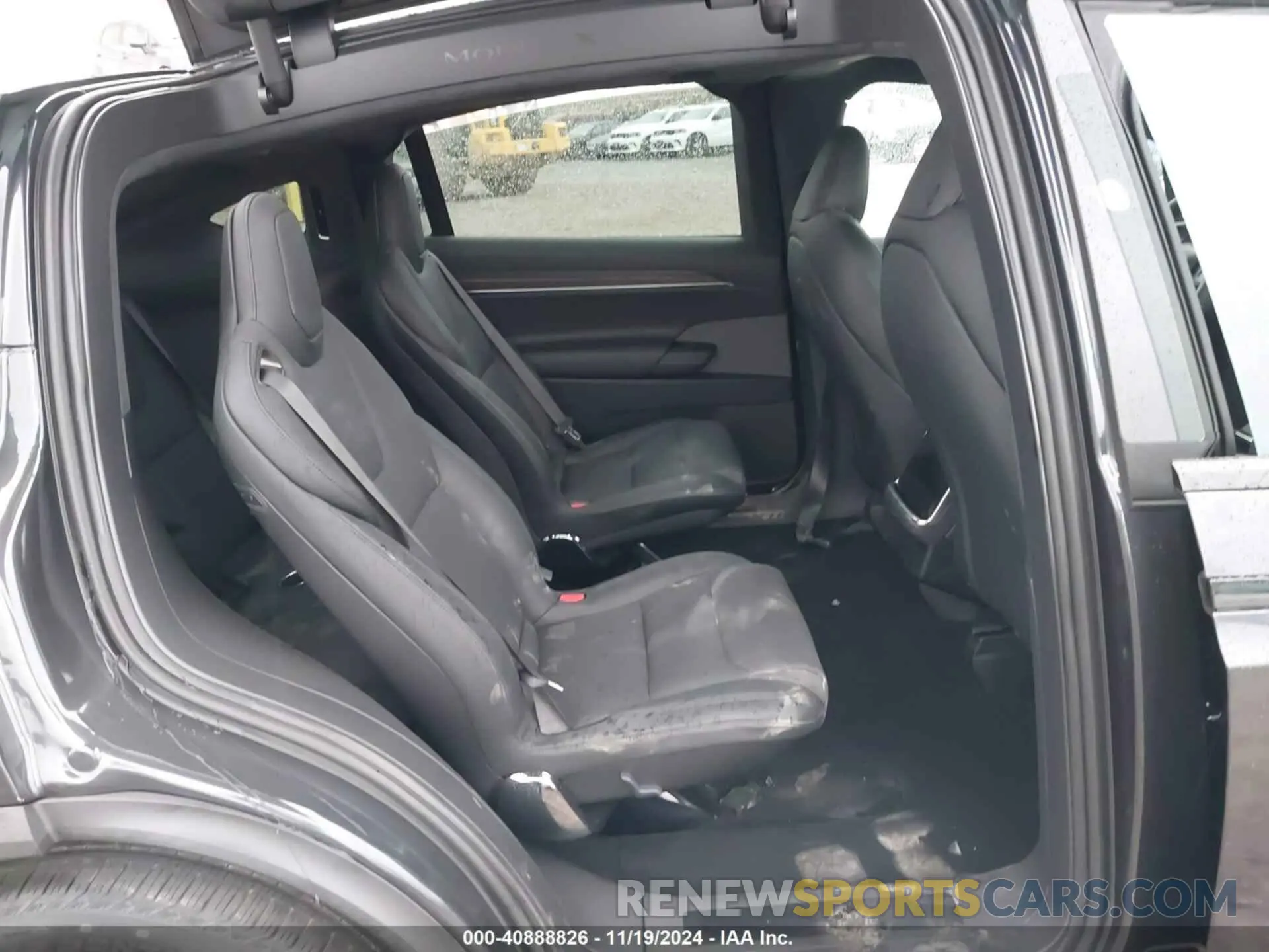 8 Photograph of a damaged car 7SAXCBE58RF459073 TESLA MODEL X 2024