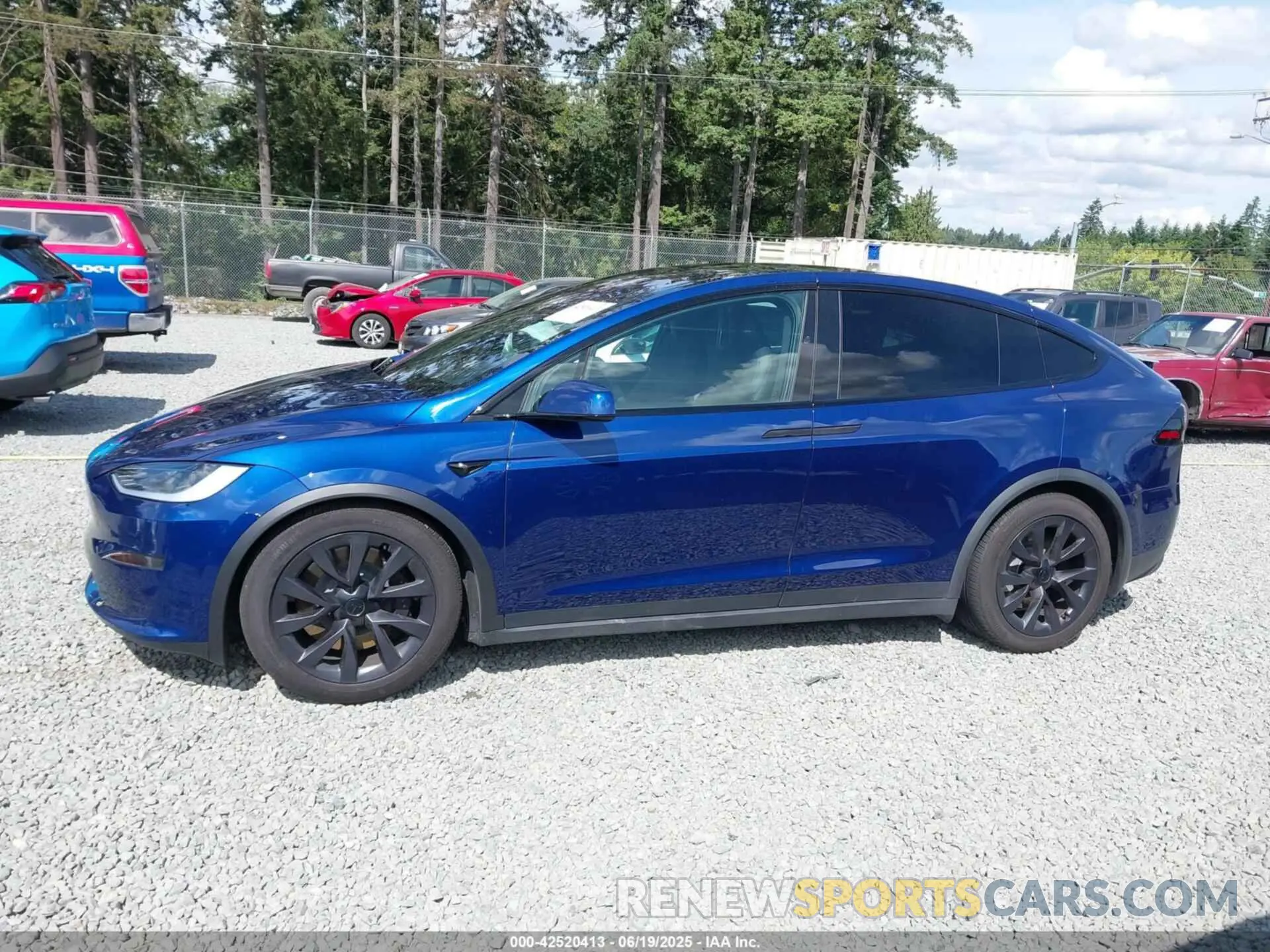 14 Photograph of a damaged car 7SAXCBE5XRF432411 TESLA MODEL X 2024