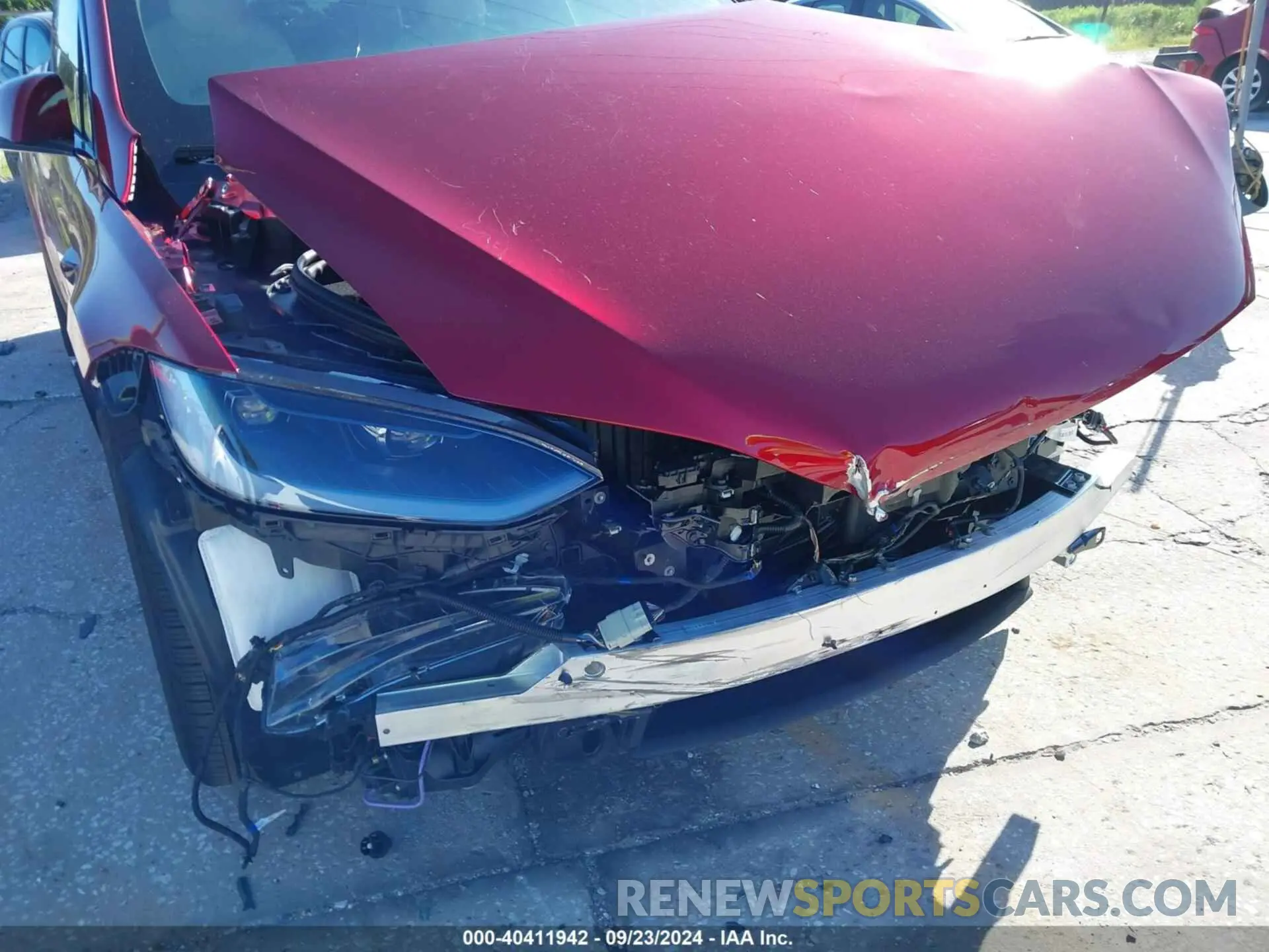 6 Photograph of a damaged car 7SAXCBE5XRF437477 TESLA MODEL X 2024