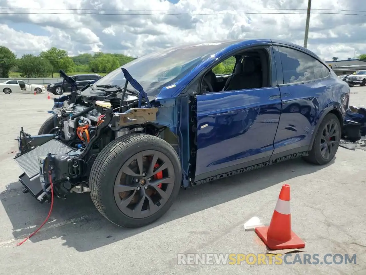 1 Photograph of a damaged car 7SAXCBE63RF446191 TESLA MODEL X 2024