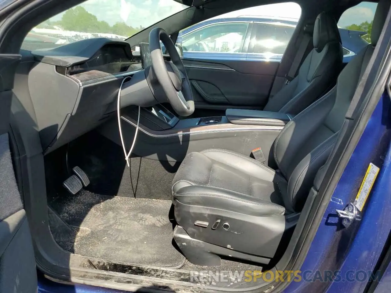 7 Photograph of a damaged car 7SAXCDE51RF439209 TESLA MODEL X 2024