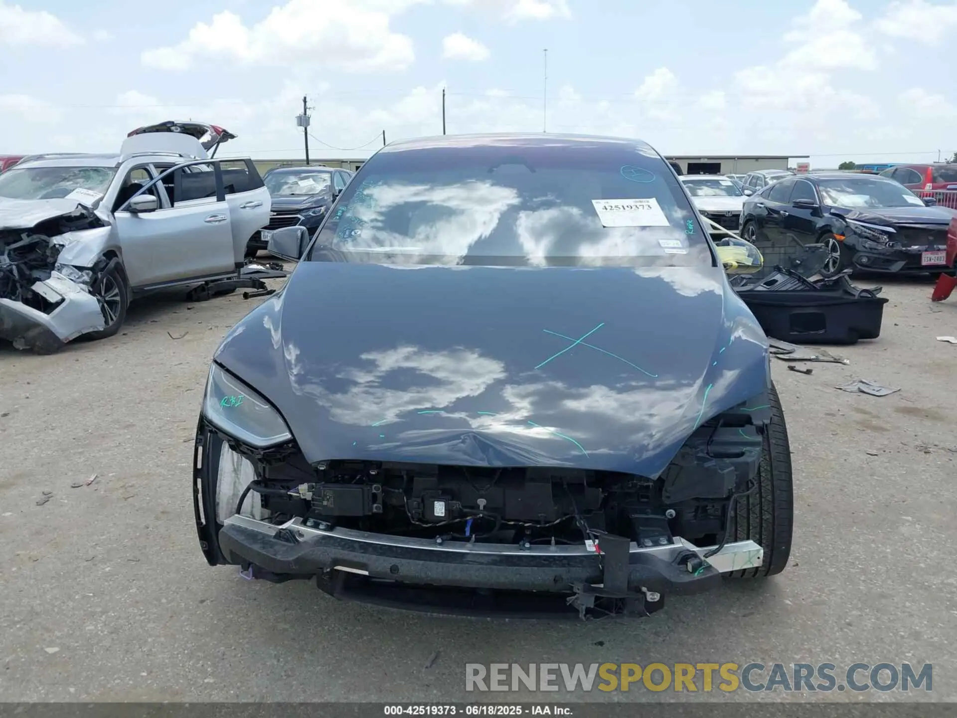 12 Photograph of a damaged car 7SAXCDE52RF446170 TESLA MODEL X 2024