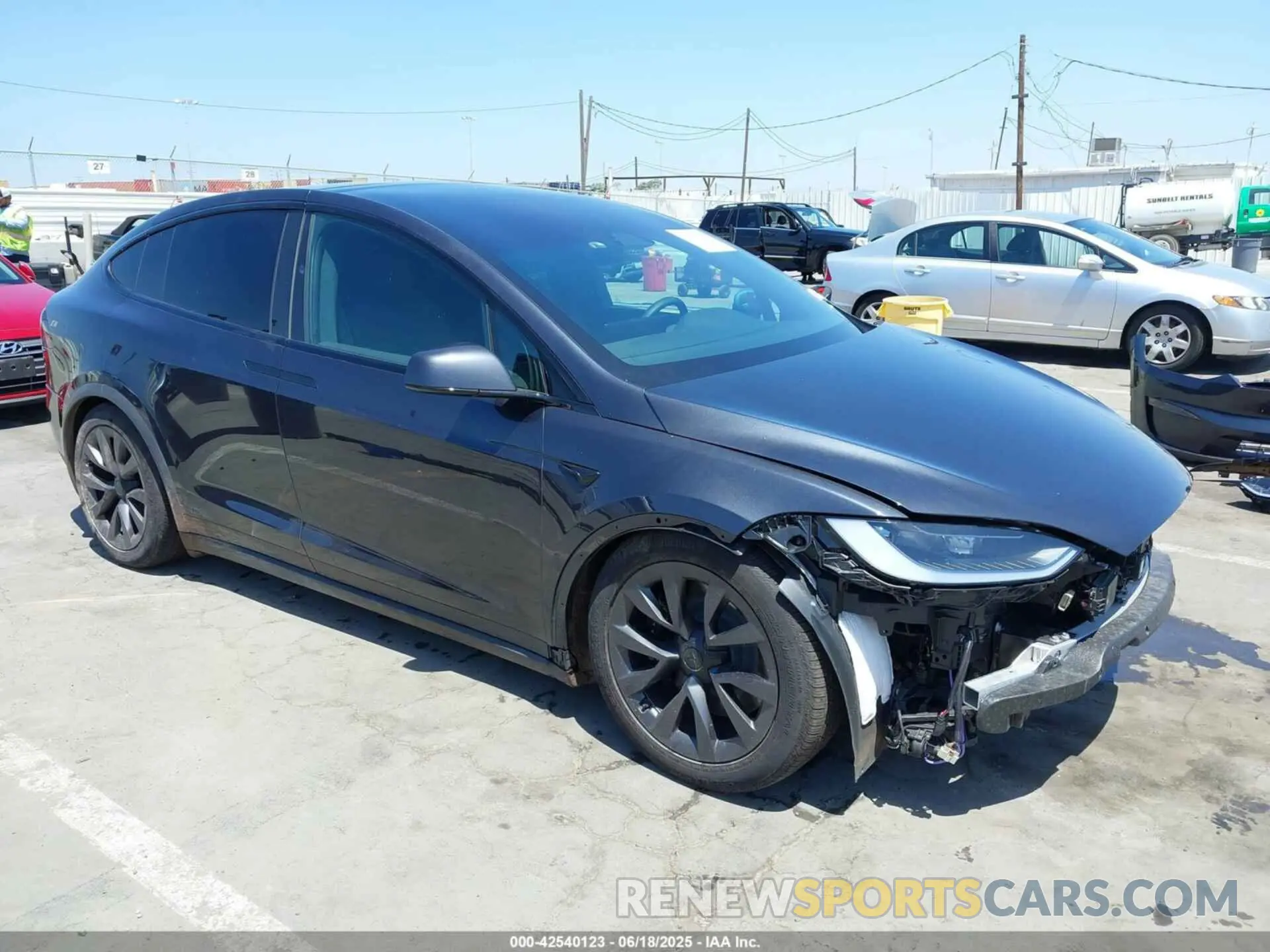 1 Photograph of a damaged car 7SAXCDE53RF434108 TESLA MODEL X 2024