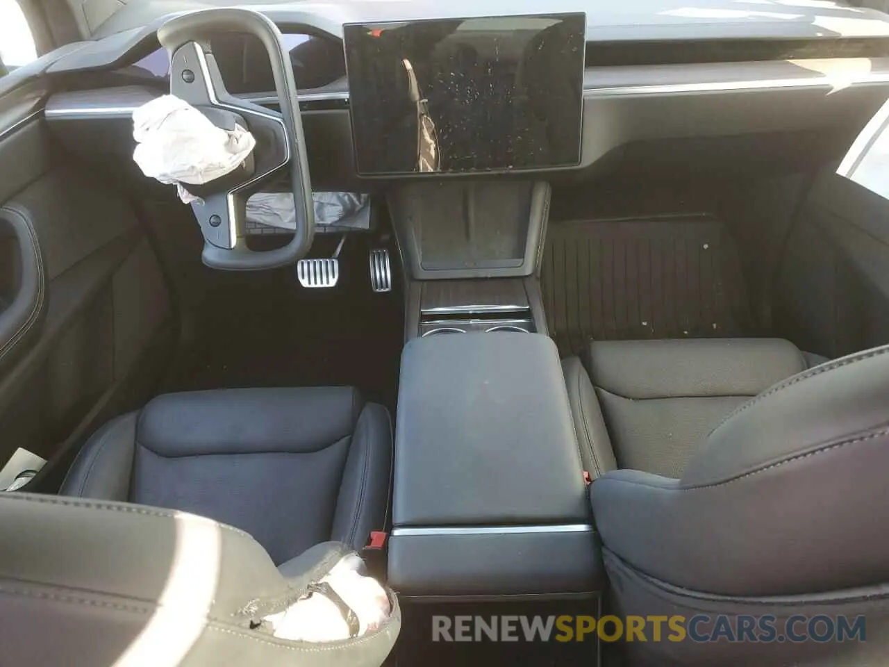 8 Photograph of a damaged car 7SAXCDE53RF444265 TESLA MODEL X 2024