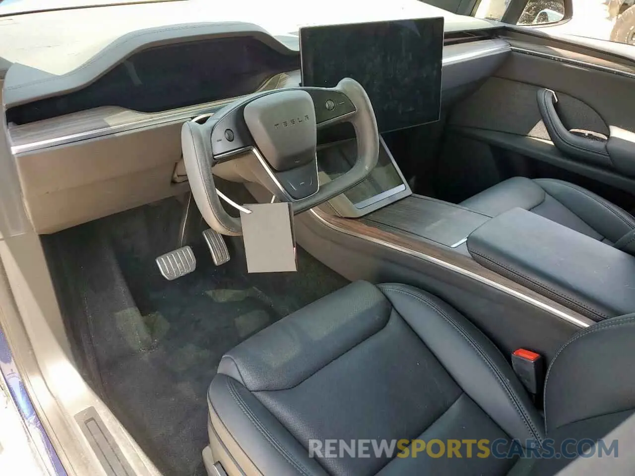 8 Photograph of a damaged car 7SAXCDE54RF439754 TESLA MODEL X 2024