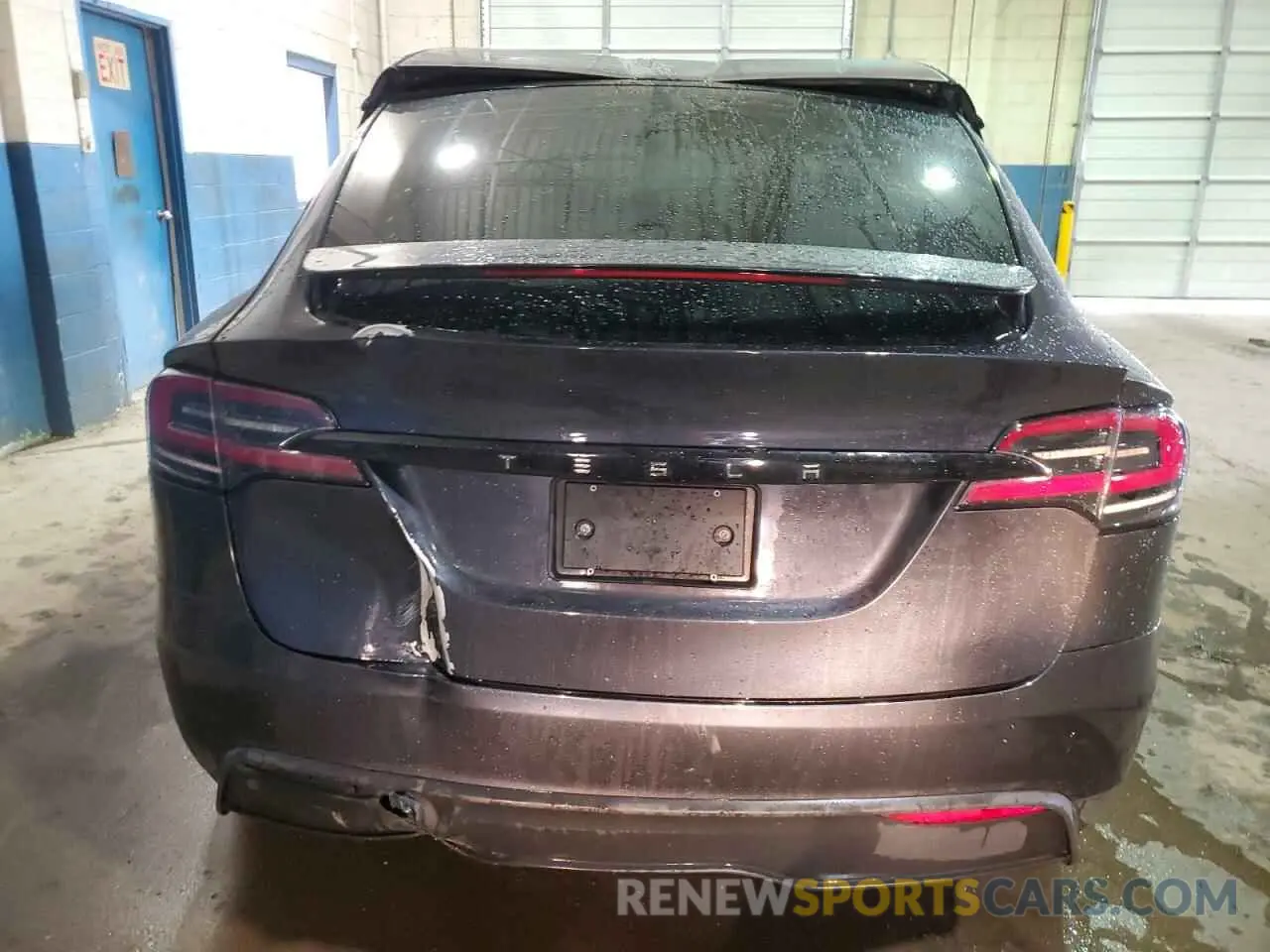 6 Photograph of a damaged car 7SAXCDE54RF441715 TESLA MODEL X 2024