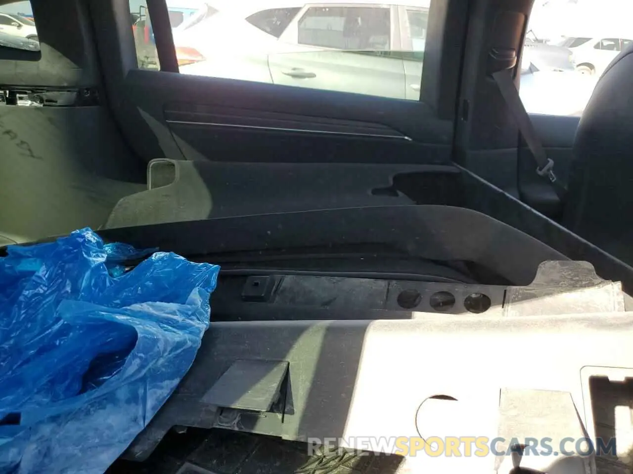 10 Photograph of a damaged car 7SAXCDE54RF442931 TESLA MODEL X 2024