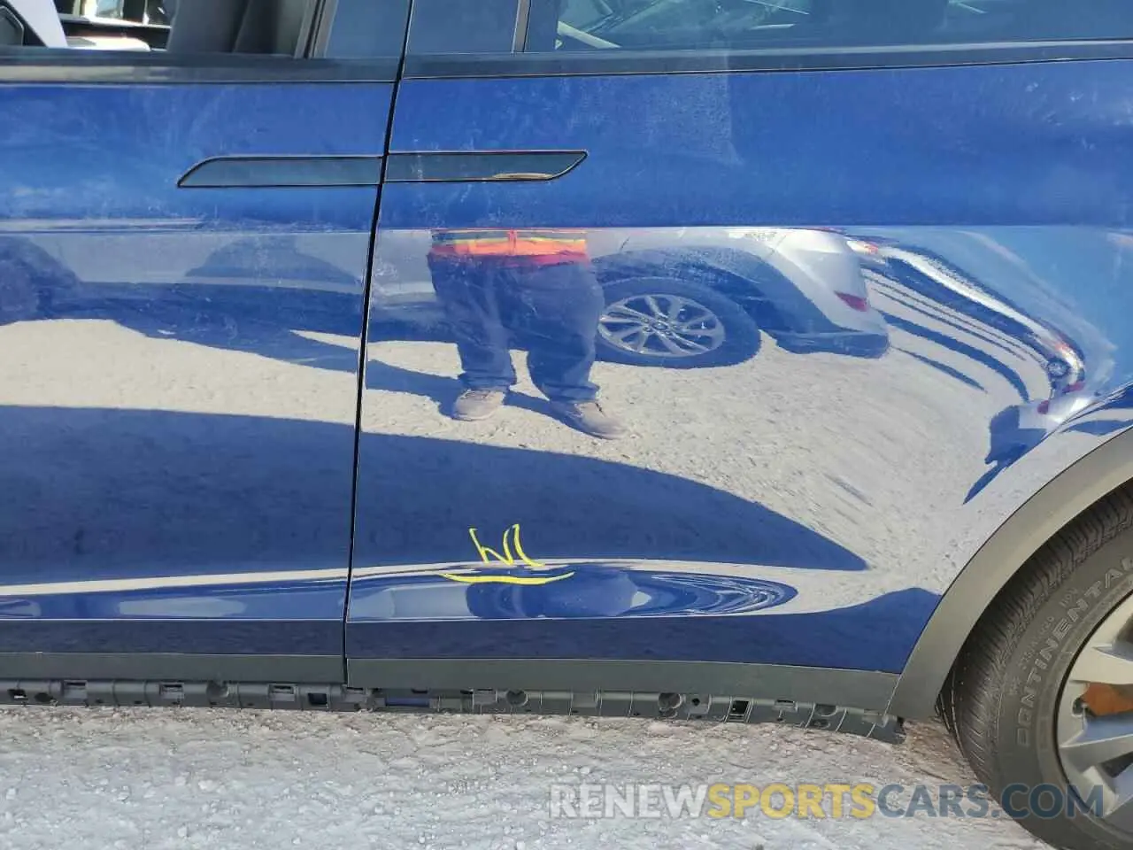 12 Photograph of a damaged car 7SAXCDE54RF442931 TESLA MODEL X 2024