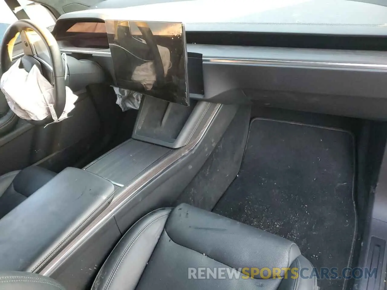 8 Photograph of a damaged car 7SAXCDE55RF433493 TESLA MODEL X 2024