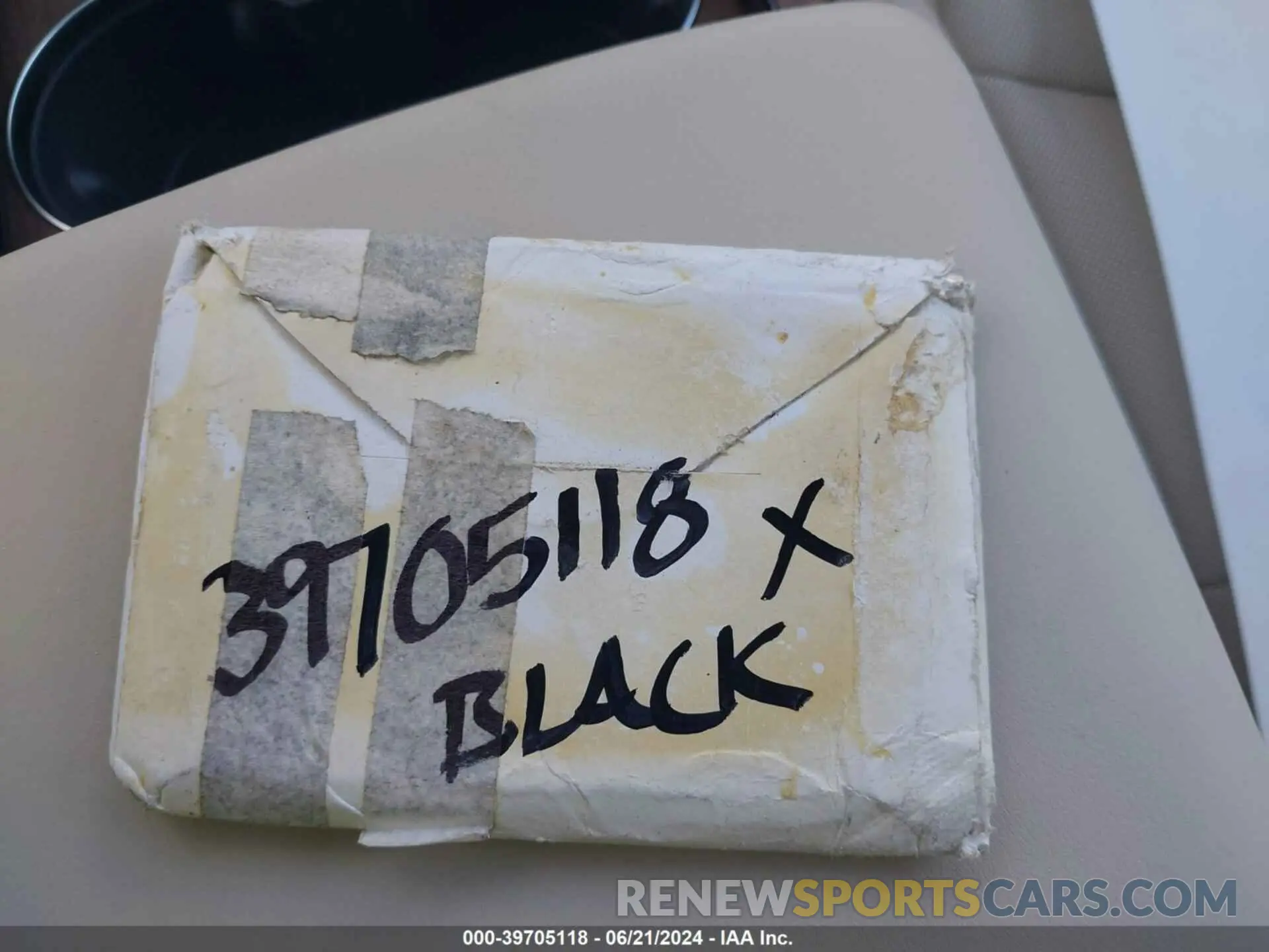 11 Photograph of a damaged car 7SAXCDE56RF446415 TESLA MODEL X 2024