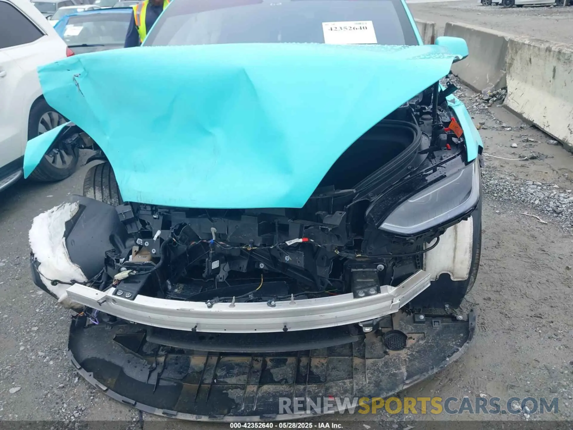 6 Photograph of a damaged car 7SAXCDE5XRF449317 TESLA MODEL X 2024
