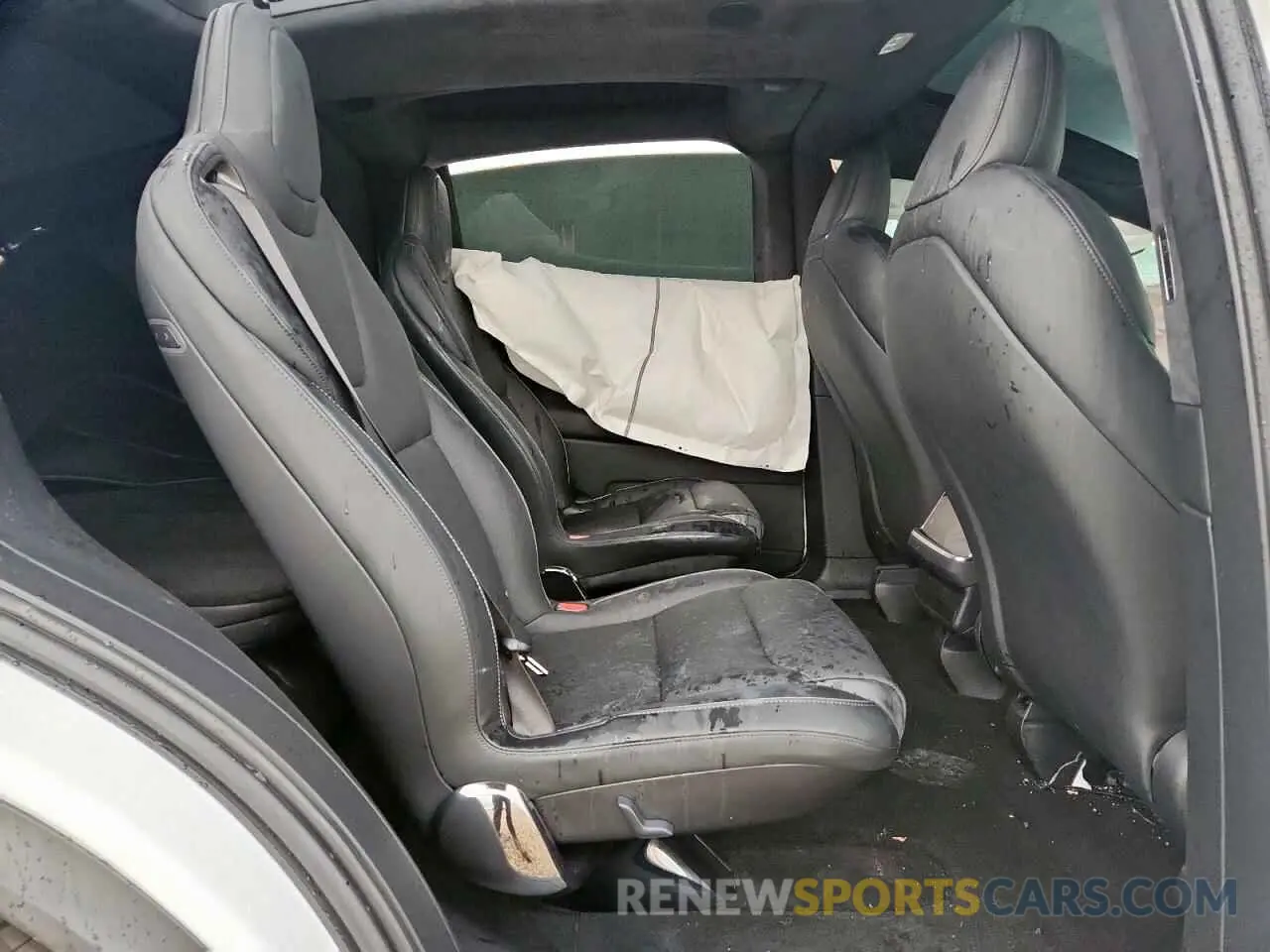 10 Photograph of a damaged car 7SAXCBE66SF463136 TESLA MODEL X 2025