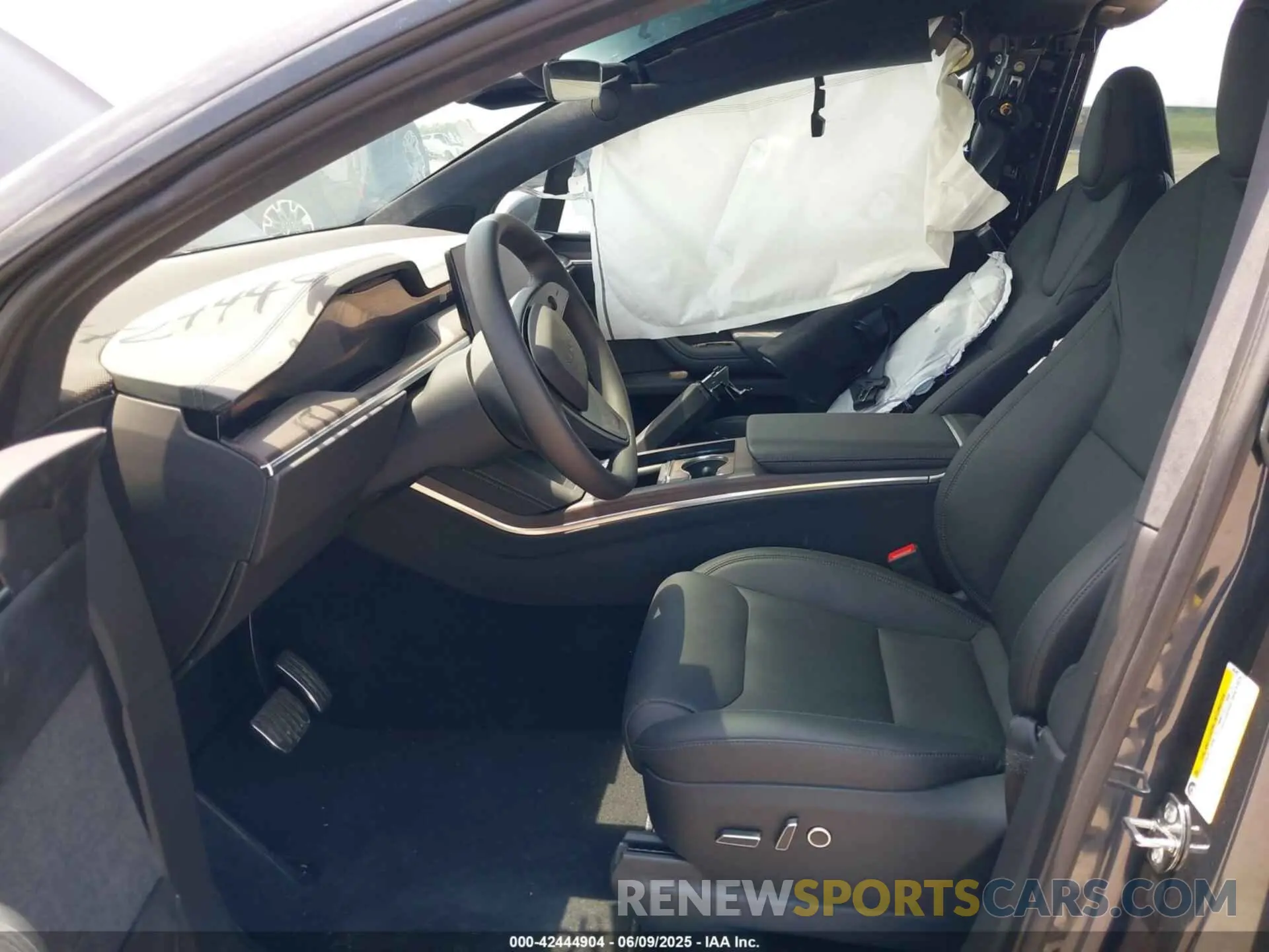 5 Photograph of a damaged car 7SAXCDE54SF462487 TESLA MODEL X 2025