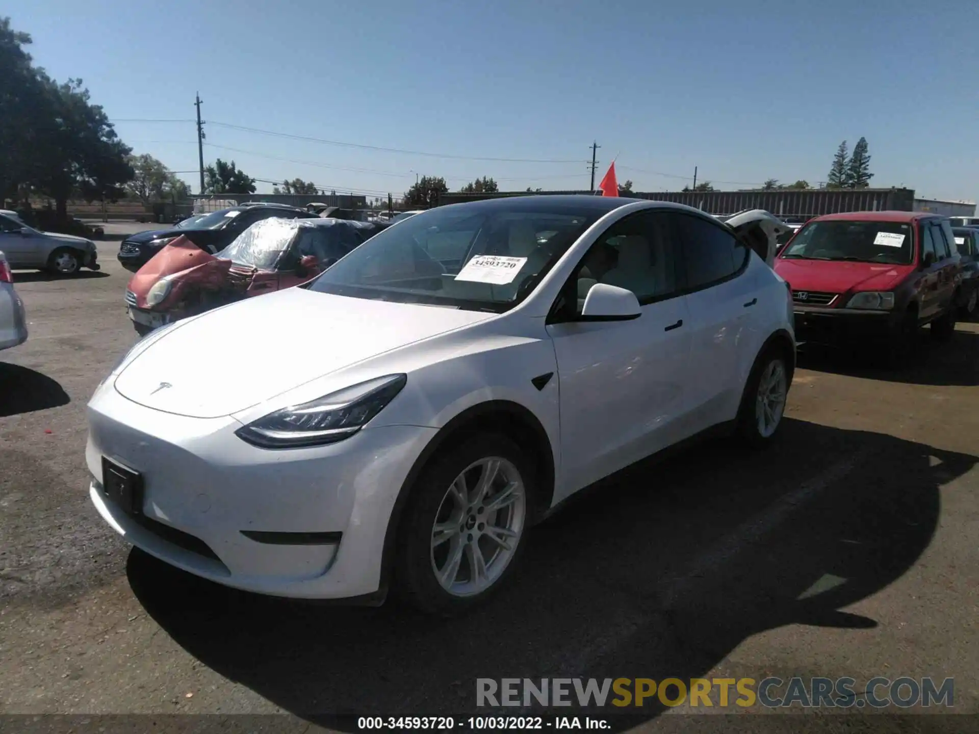 2 Photograph of a damaged car 5YJYGDEE0LF014688 TESLA MODEL Y 2020