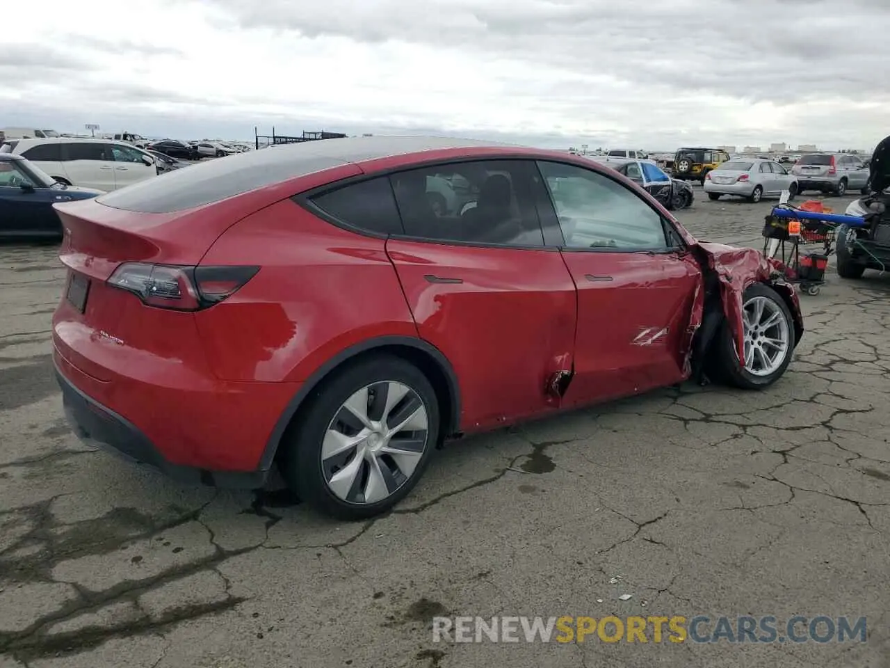 3 Photograph of a damaged car 5YJYGDEE0LF015324 TESLA MODEL Y 2020