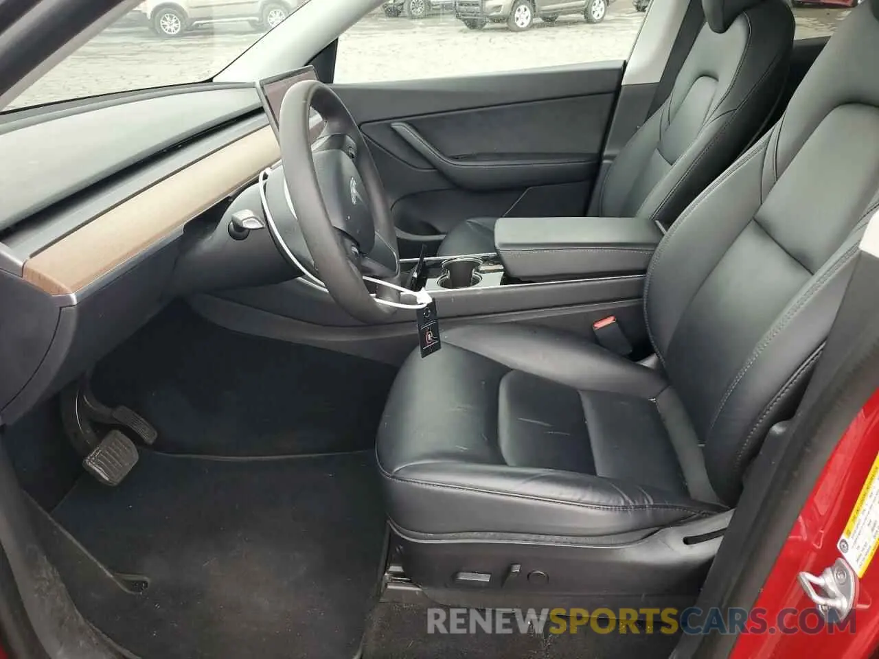 7 Photograph of a damaged car 5YJYGDEE0LF015324 TESLA MODEL Y 2020