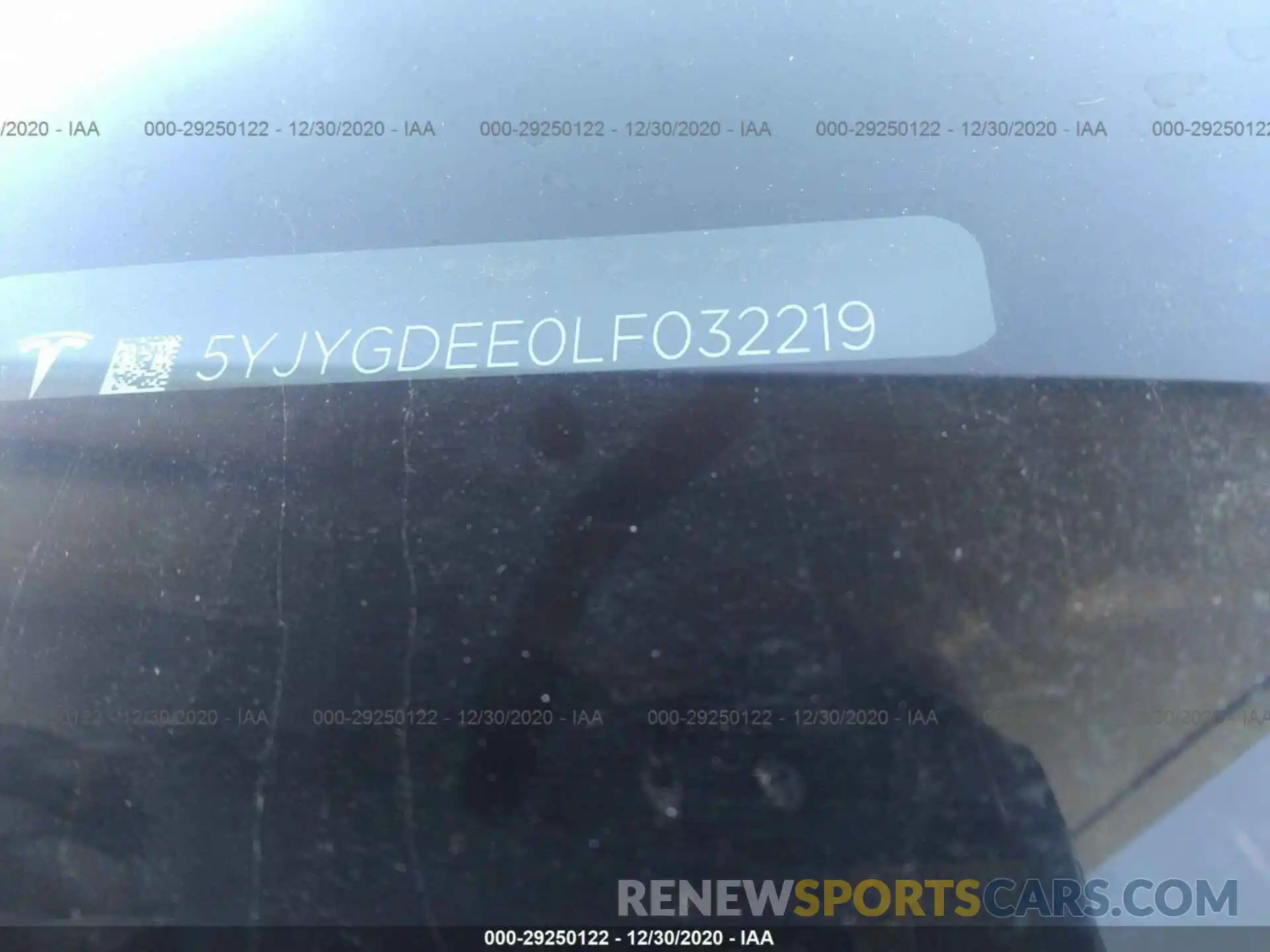 9 Photograph of a damaged car 5YJYGDEE0LF032219 TESLA MODEL Y 2020