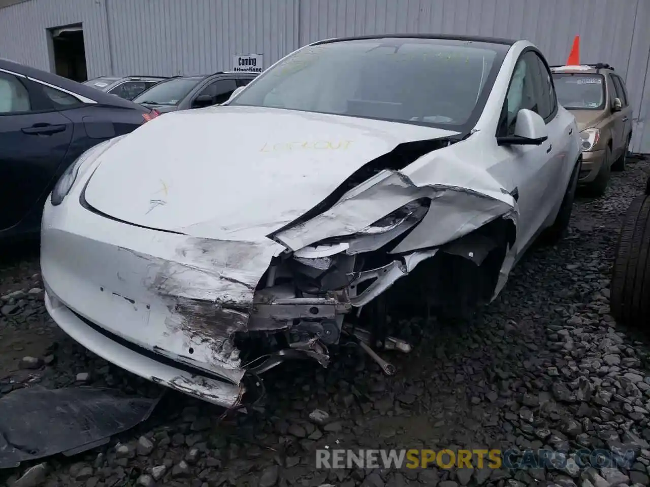 2 Photograph of a damaged car 5YJYGDEE0LF034052 TESLA MODEL Y 2020