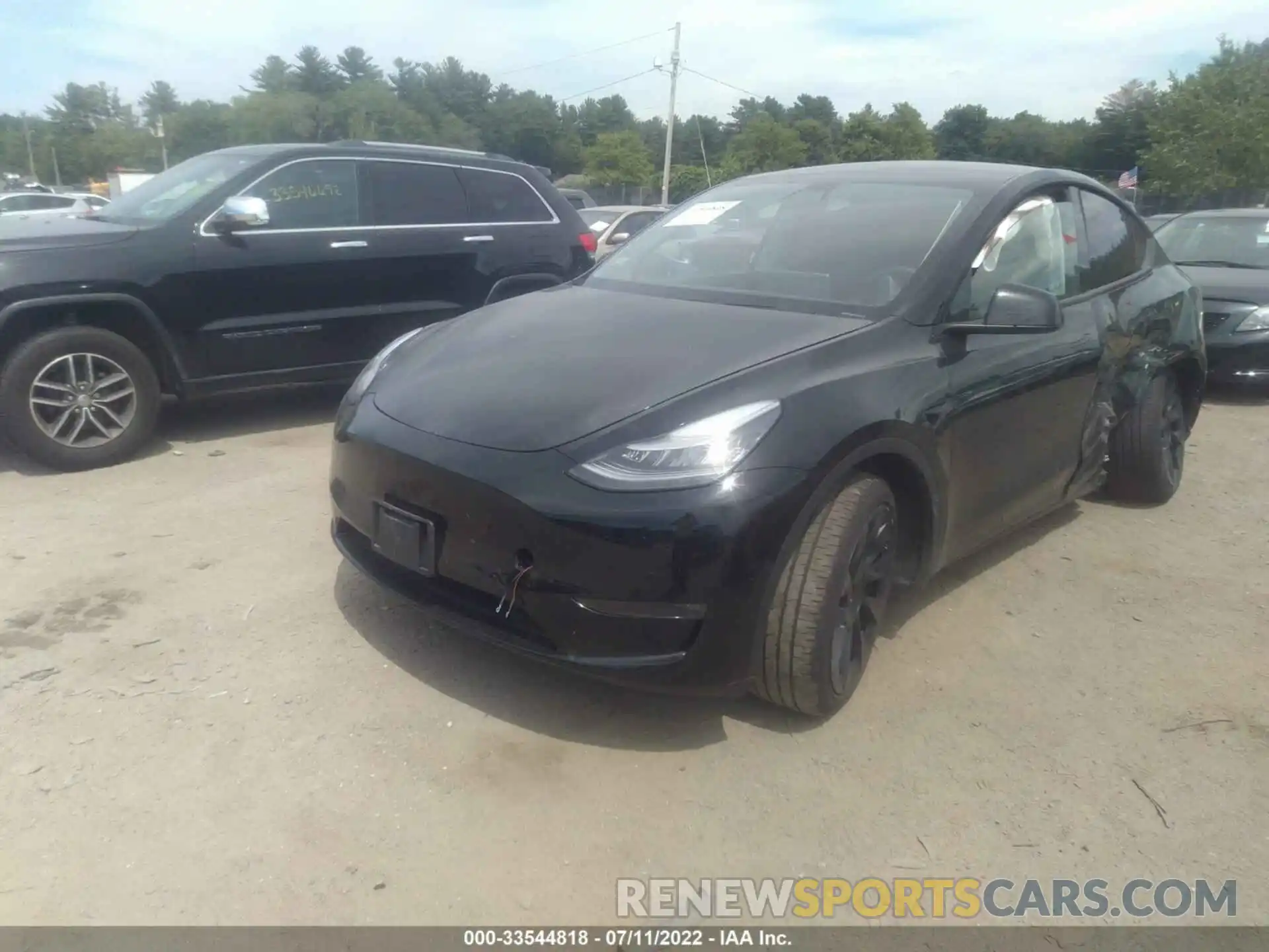 2 Photograph of a damaged car 5YJYGDEE0LF040563 TESLA MODEL Y 2020